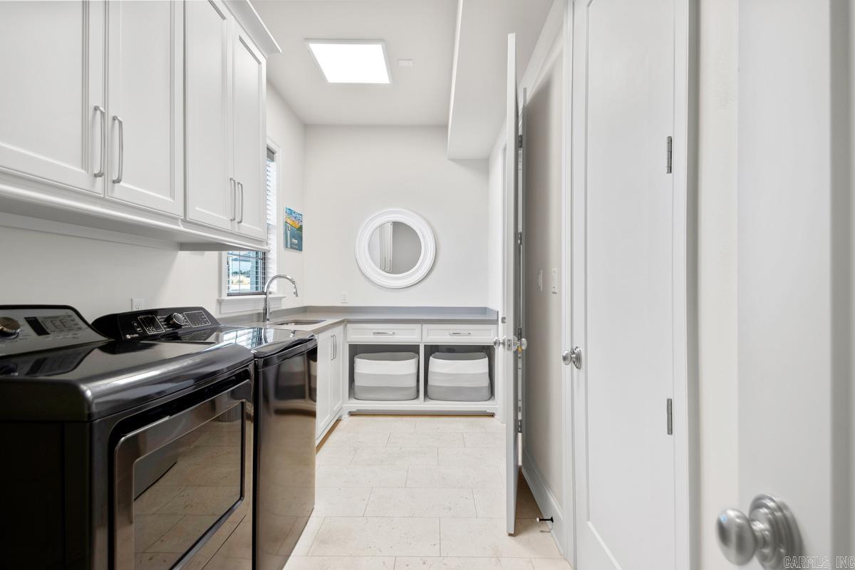 CHENAL VALLEY "FALSTONE COURT" - Residential