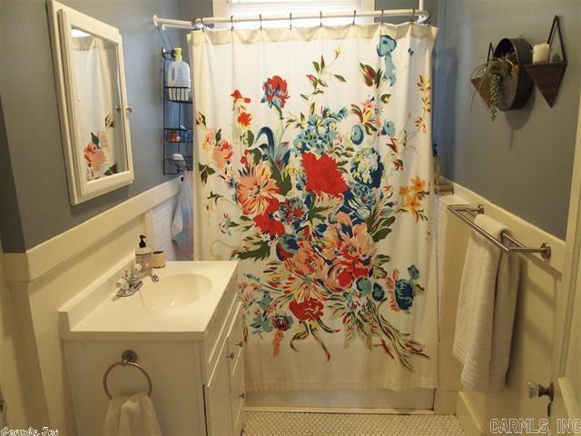 Stiff Station - Residential Lease