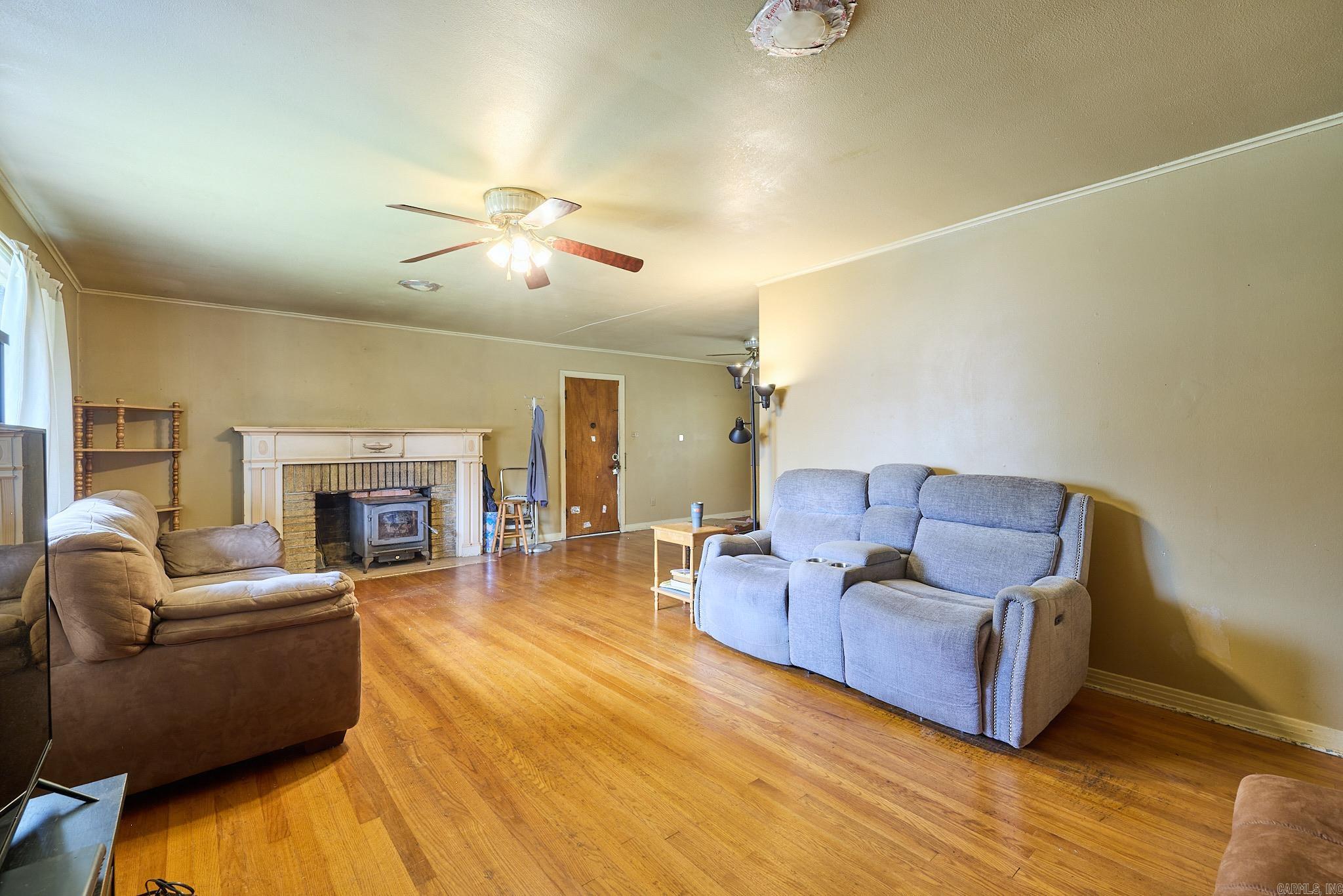 POPLAR HILLS - Residential