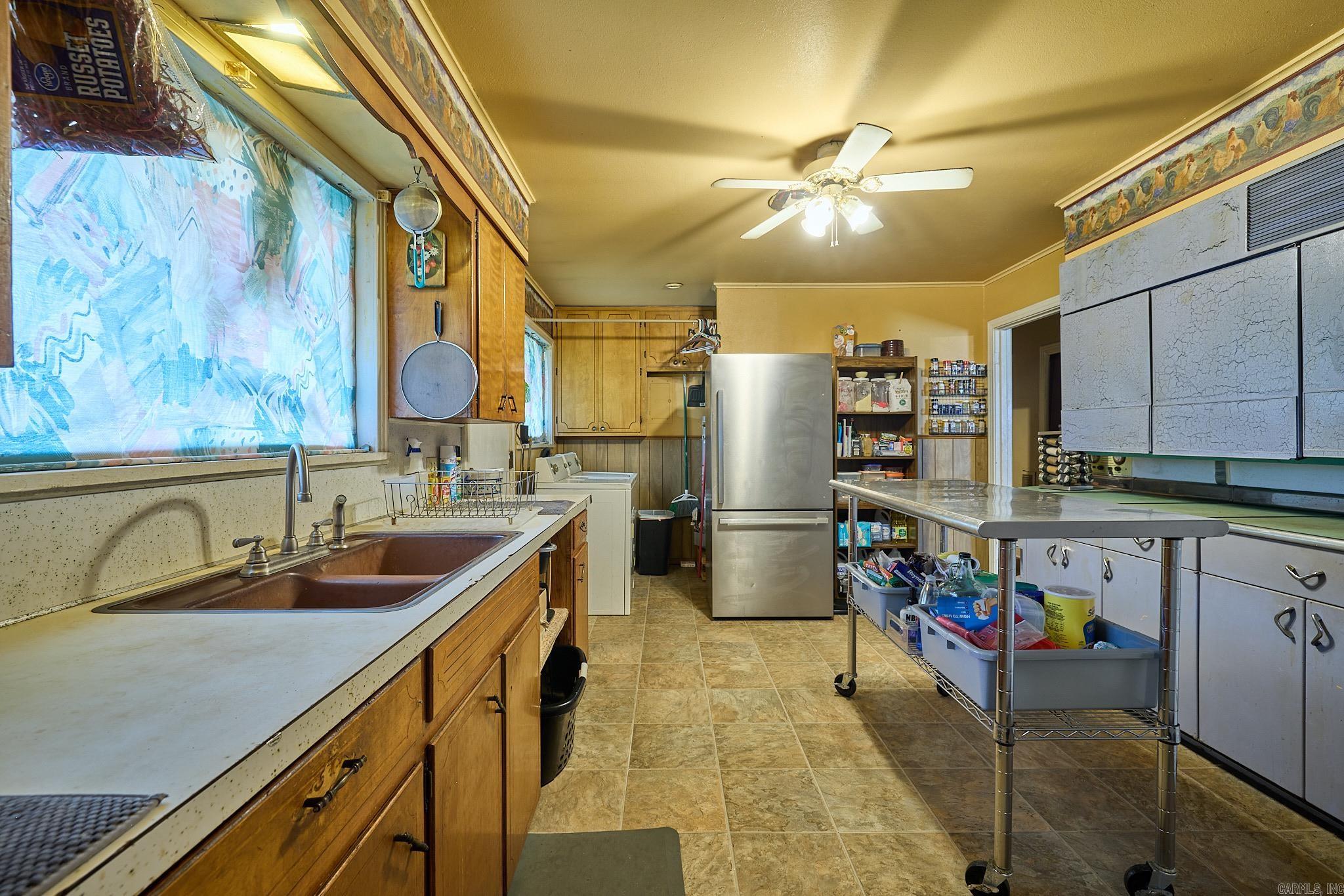 POPLAR HILLS - Residential