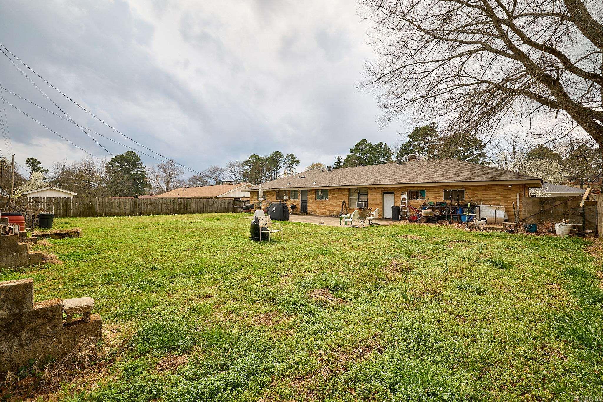 POPLAR HILLS - Residential