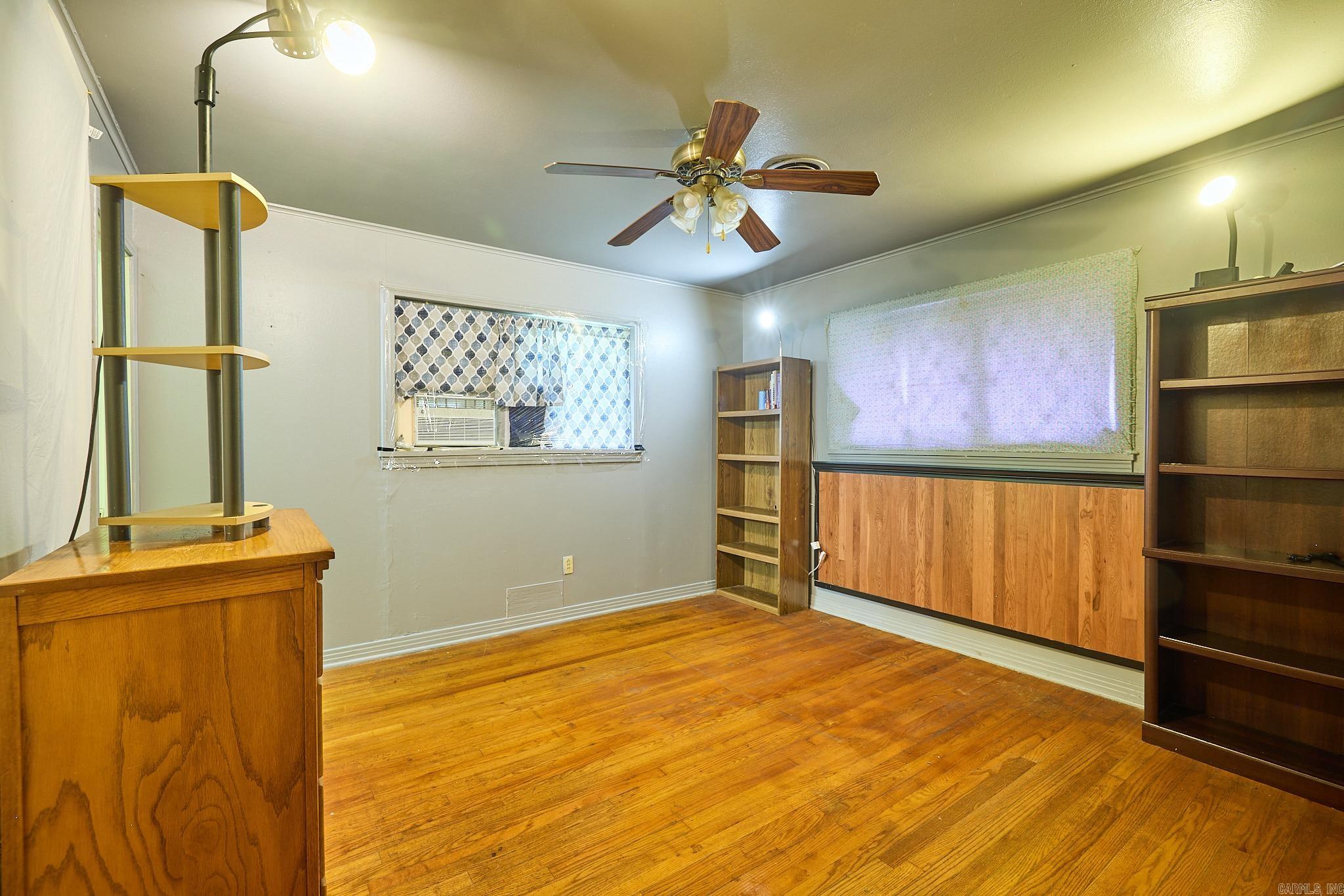 POPLAR HILLS - Residential