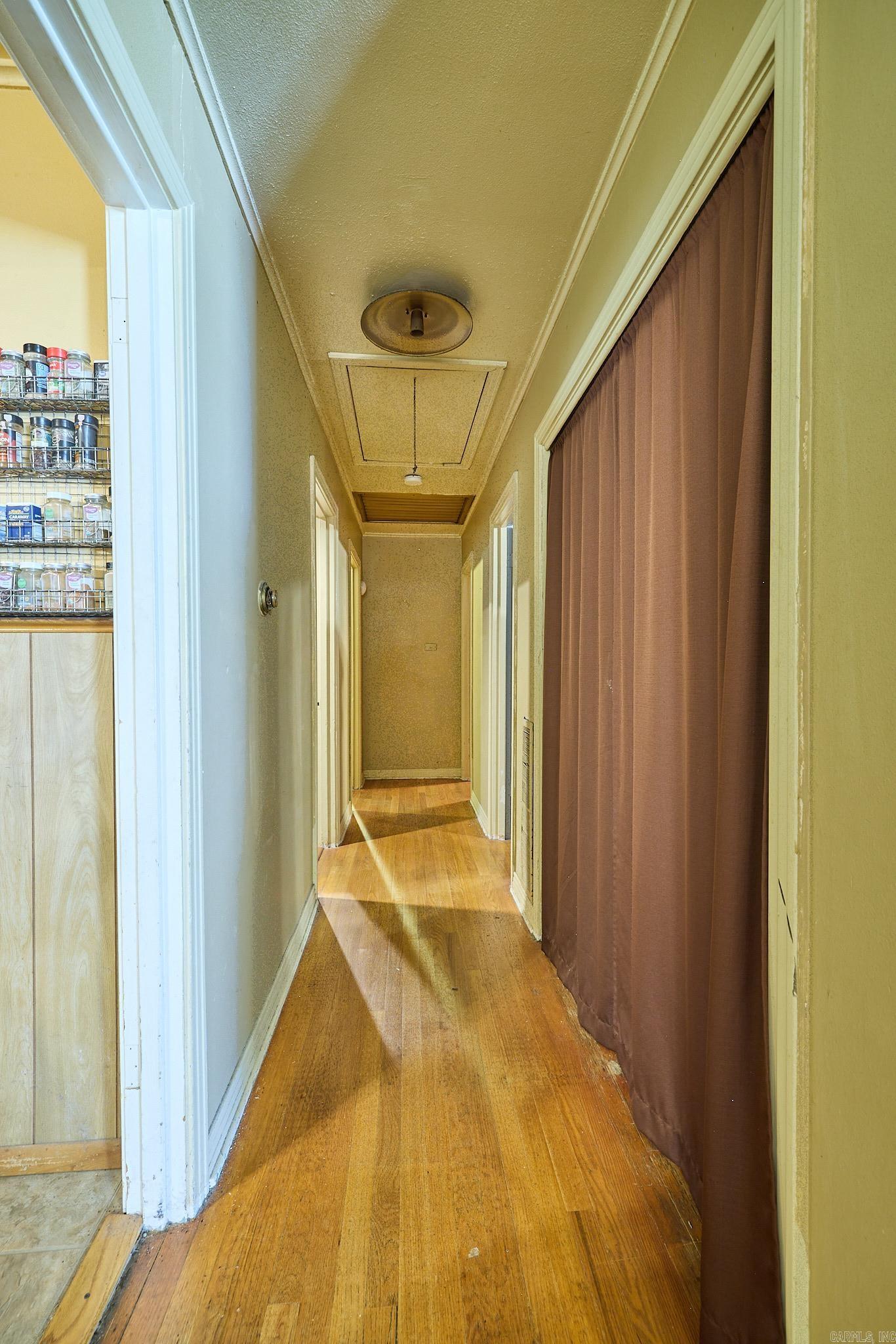 POPLAR HILLS - Residential