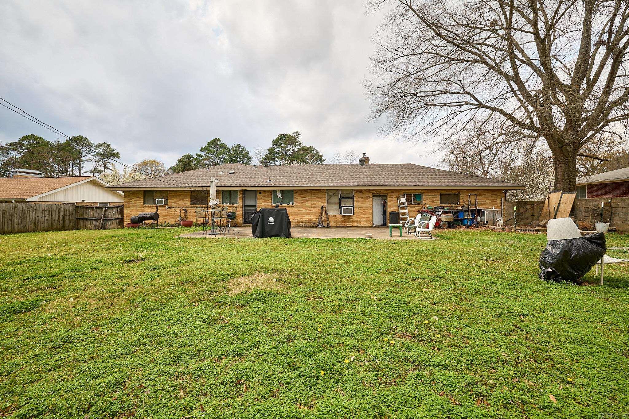 POPLAR HILLS - Residential