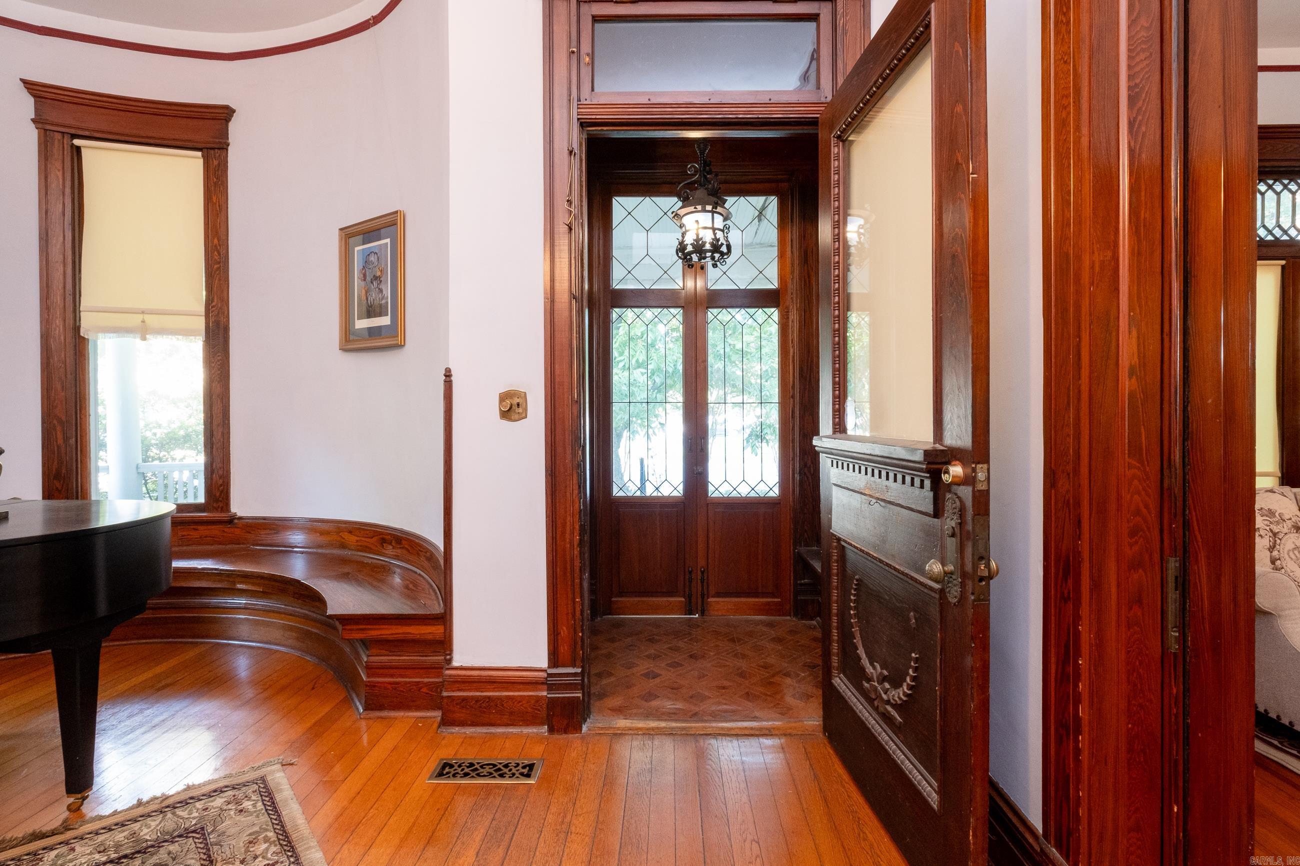 FULTONS - Residential