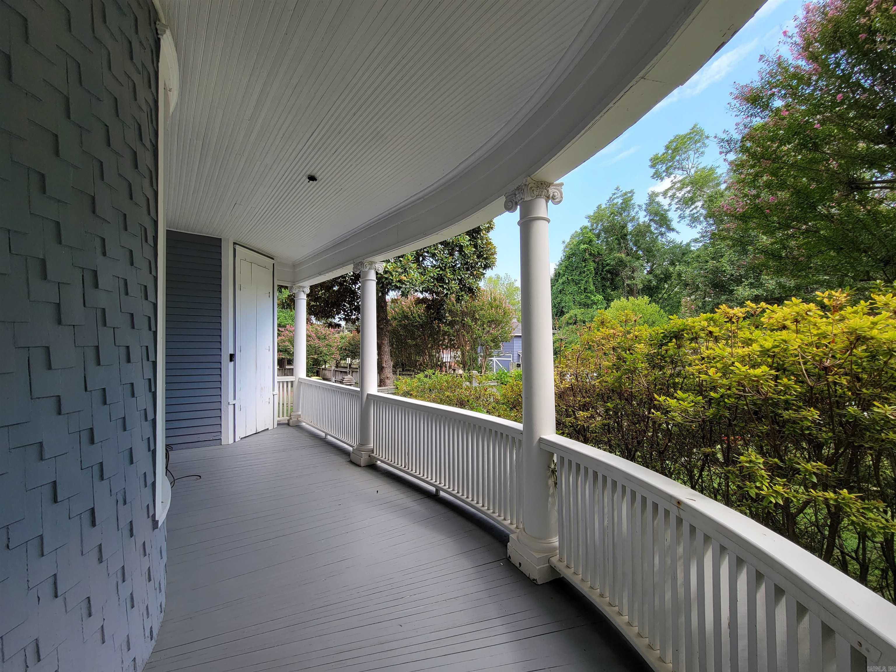 FULTONS - Residential