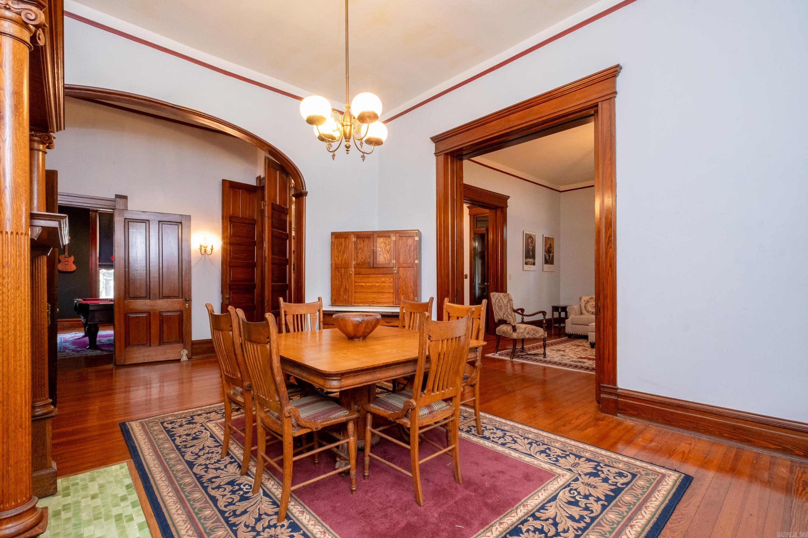 FULTONS - Residential