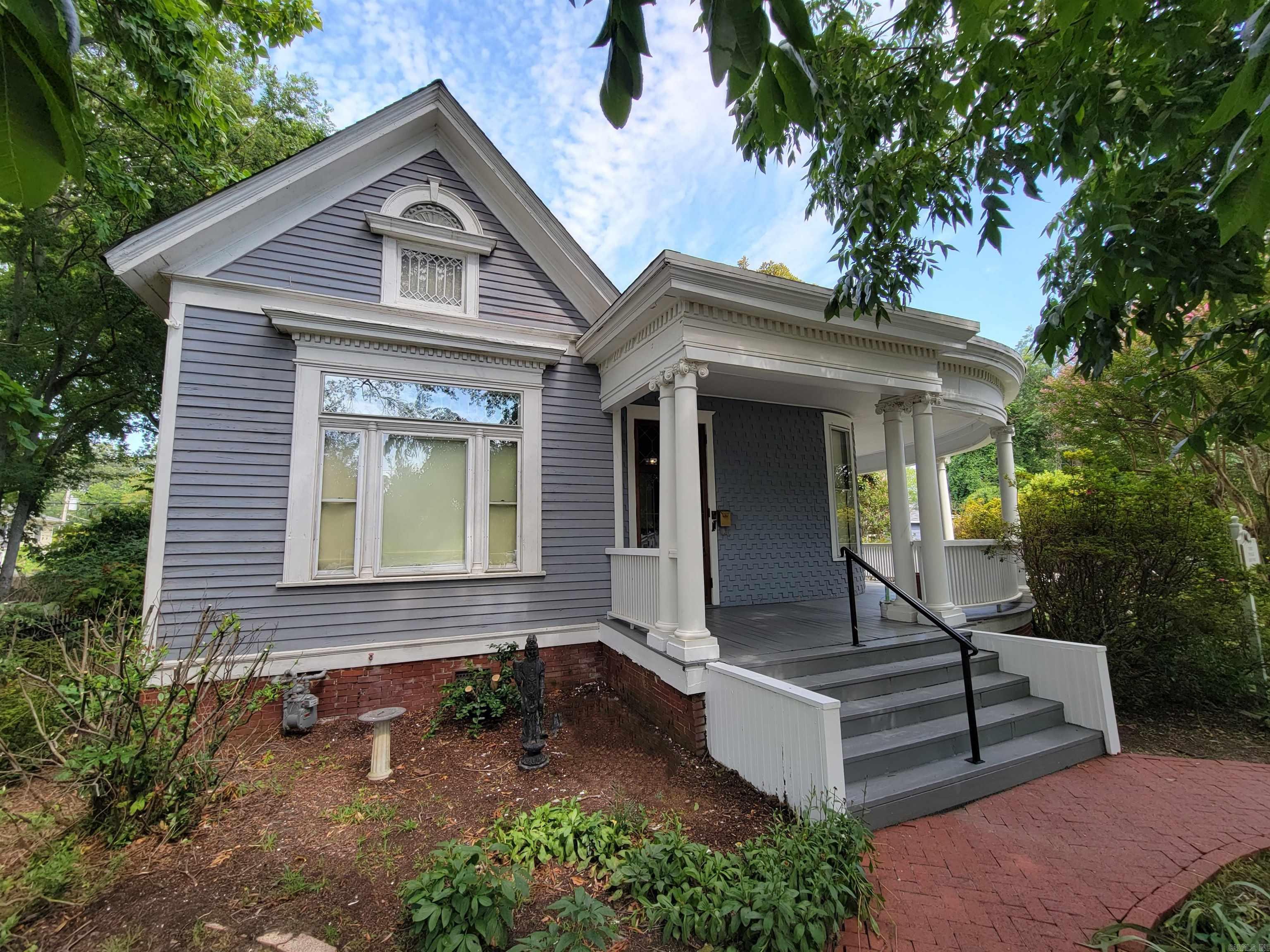 FULTONS - Residential