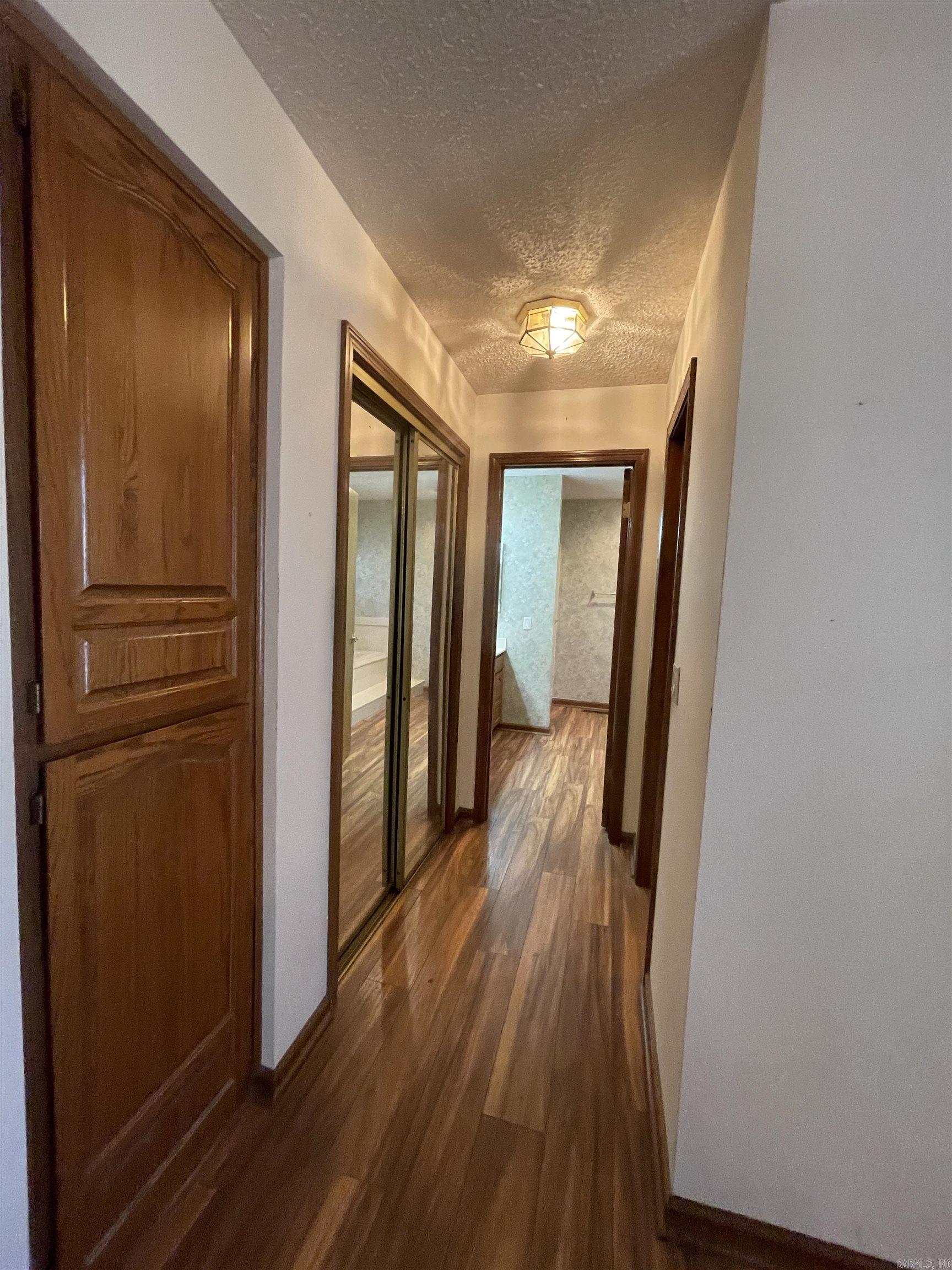 Pintuerero - Residential