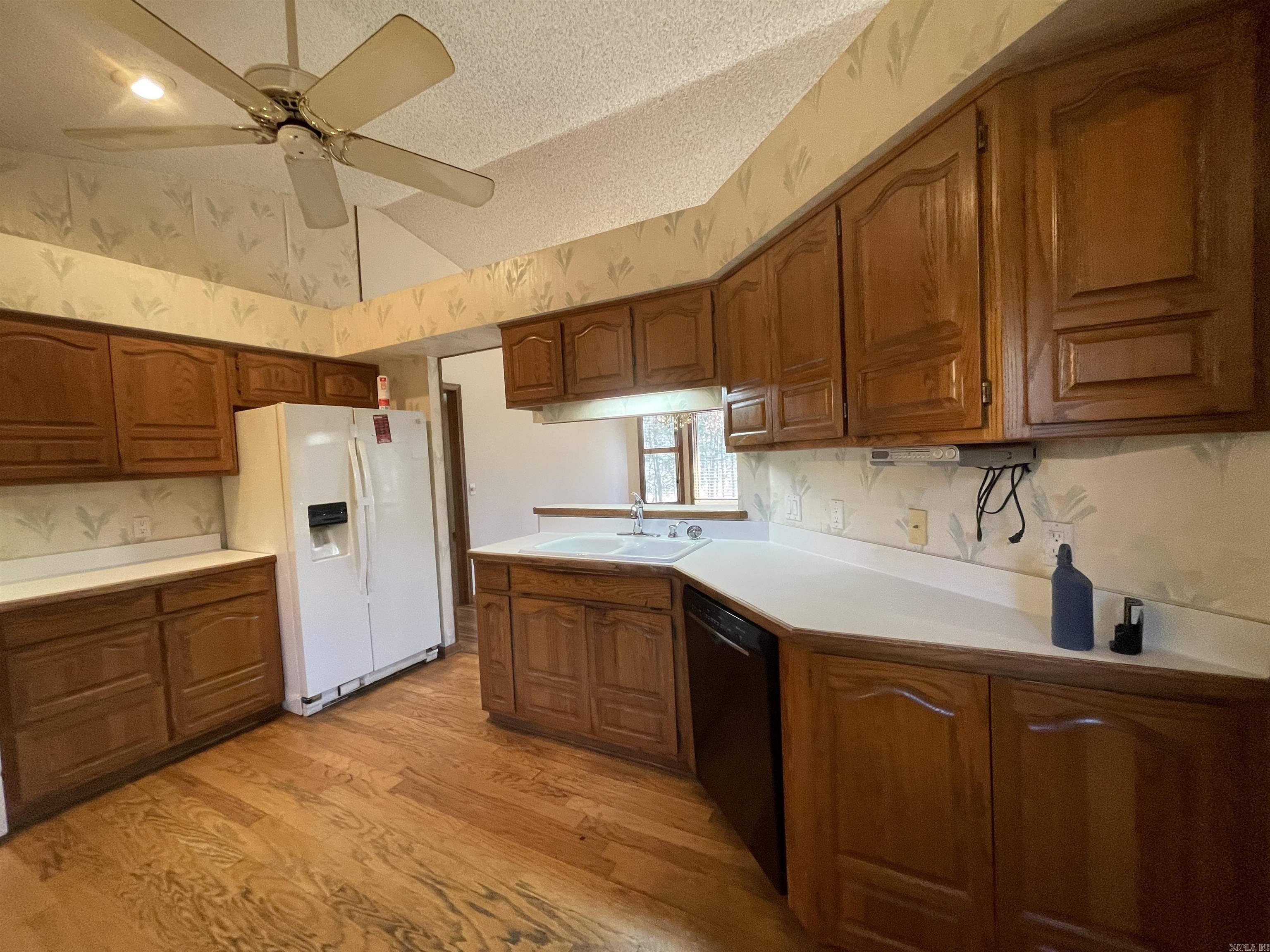 Pintuerero - Residential