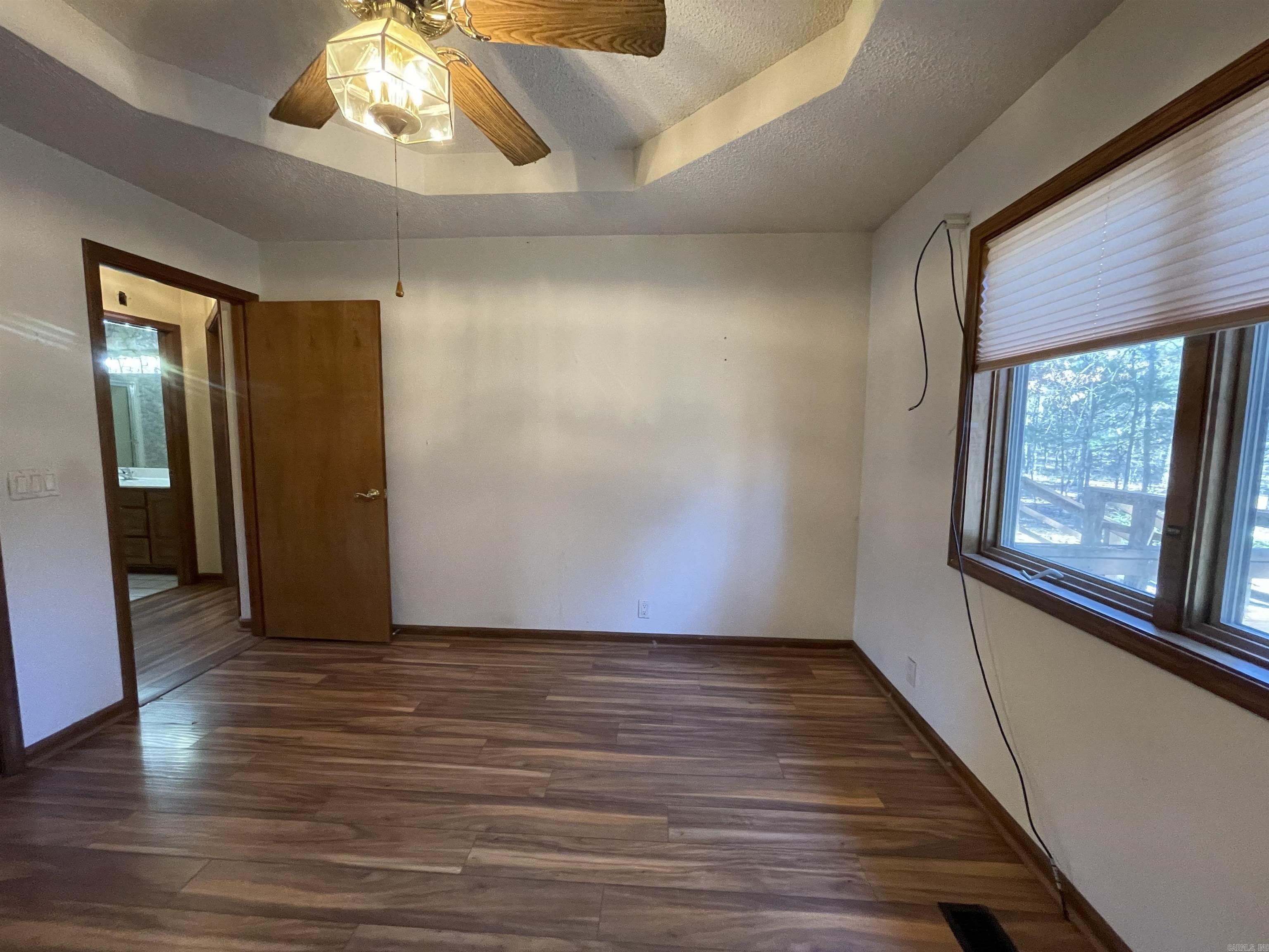 Pintuerero - Residential