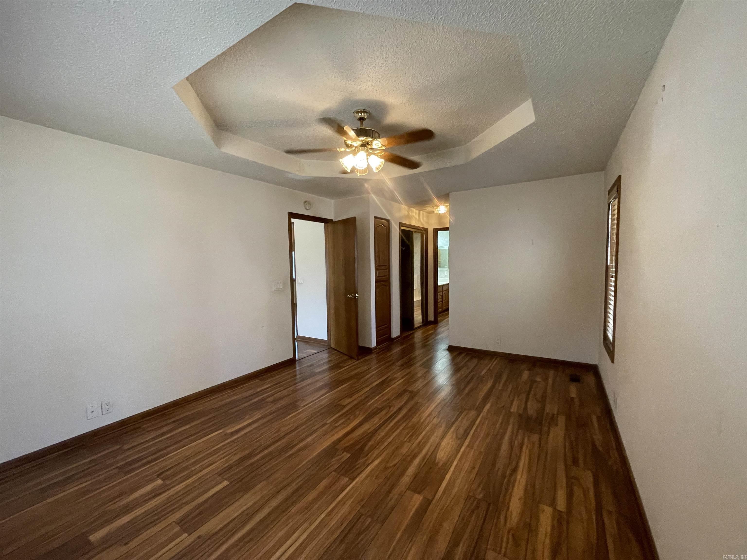 Pintuerero - Residential