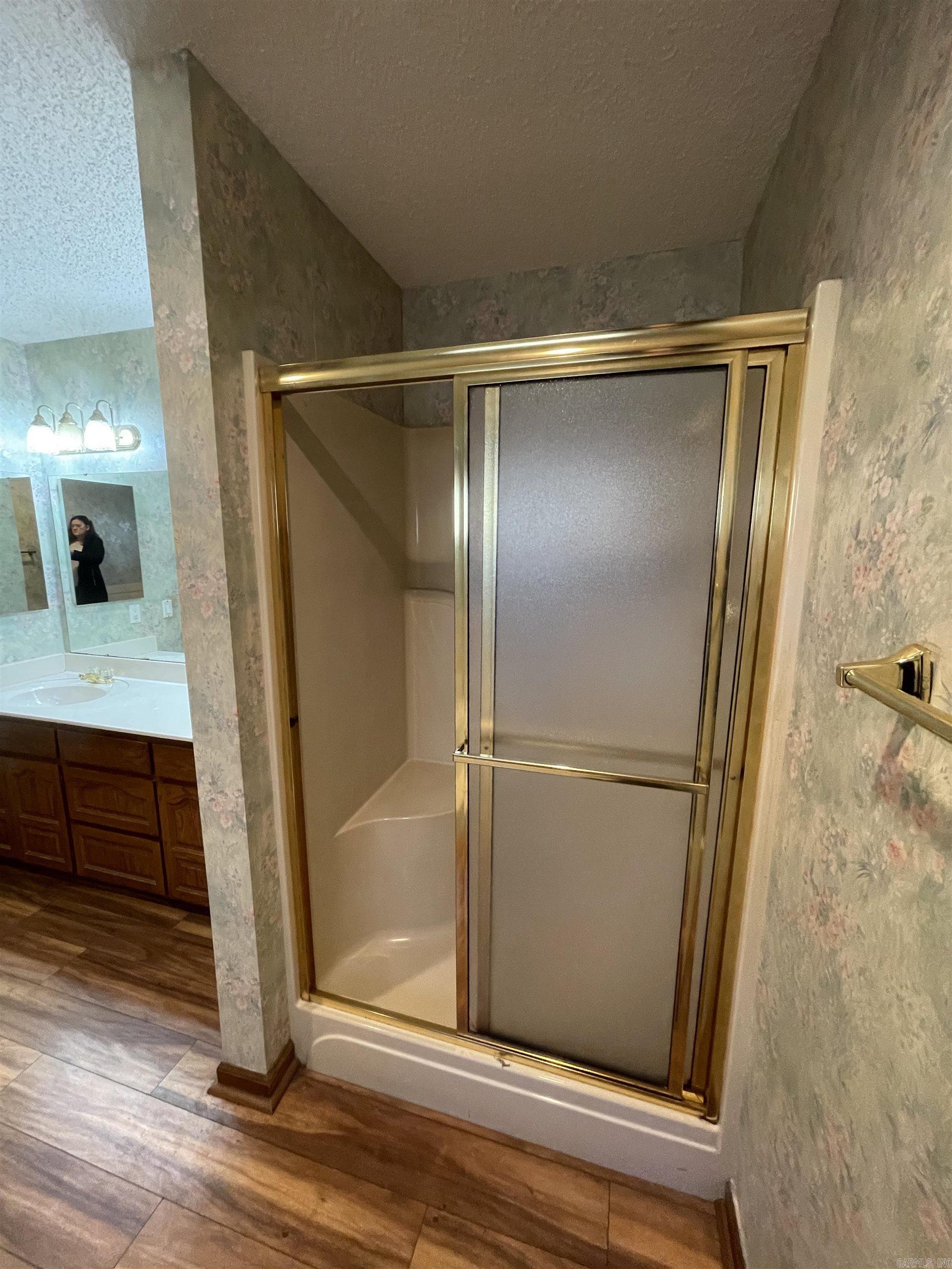 Pintuerero - Residential