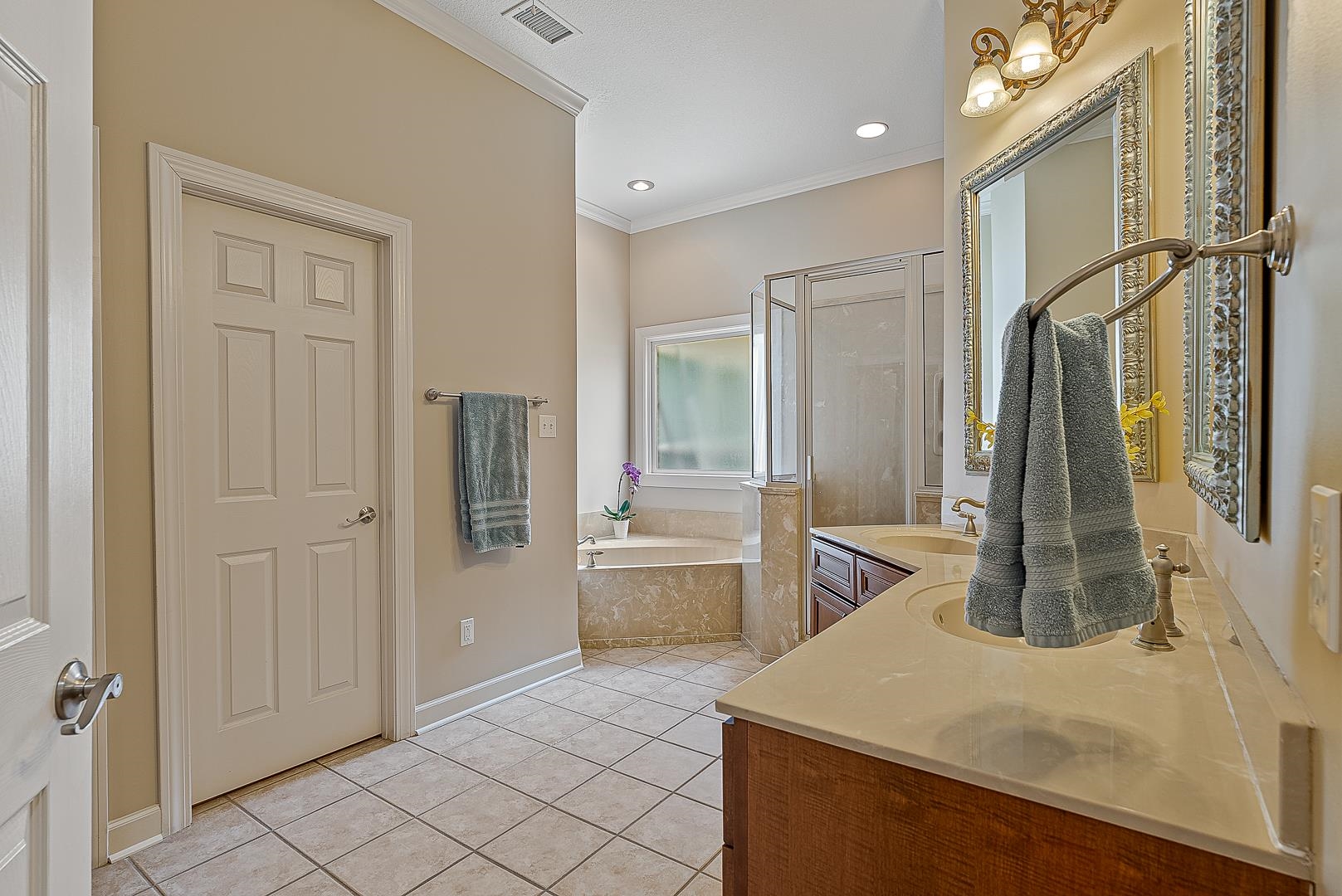 DUNWOODY-HUNTCLIFF - Residential