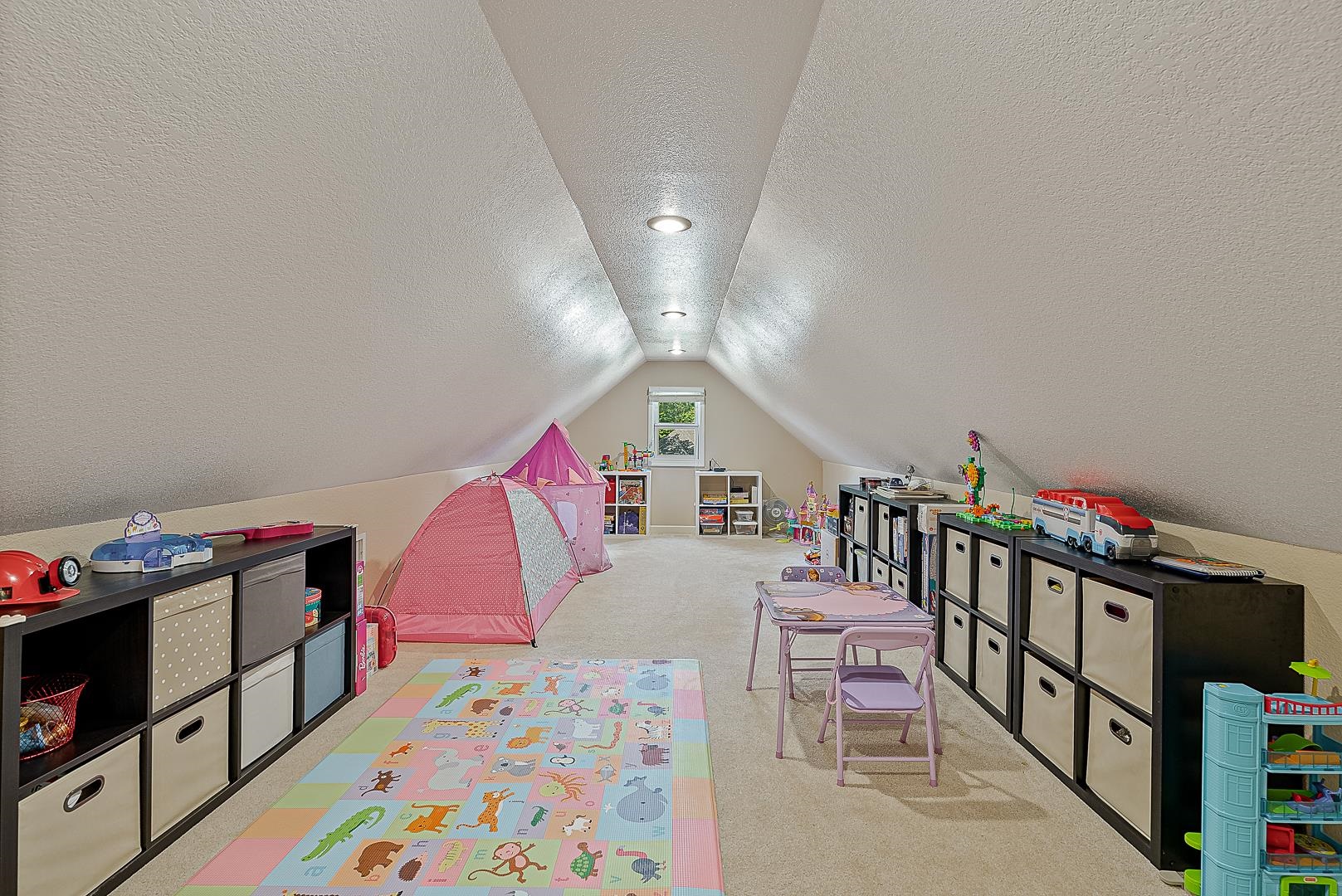DUNWOODY-HUNTCLIFF - Residential
