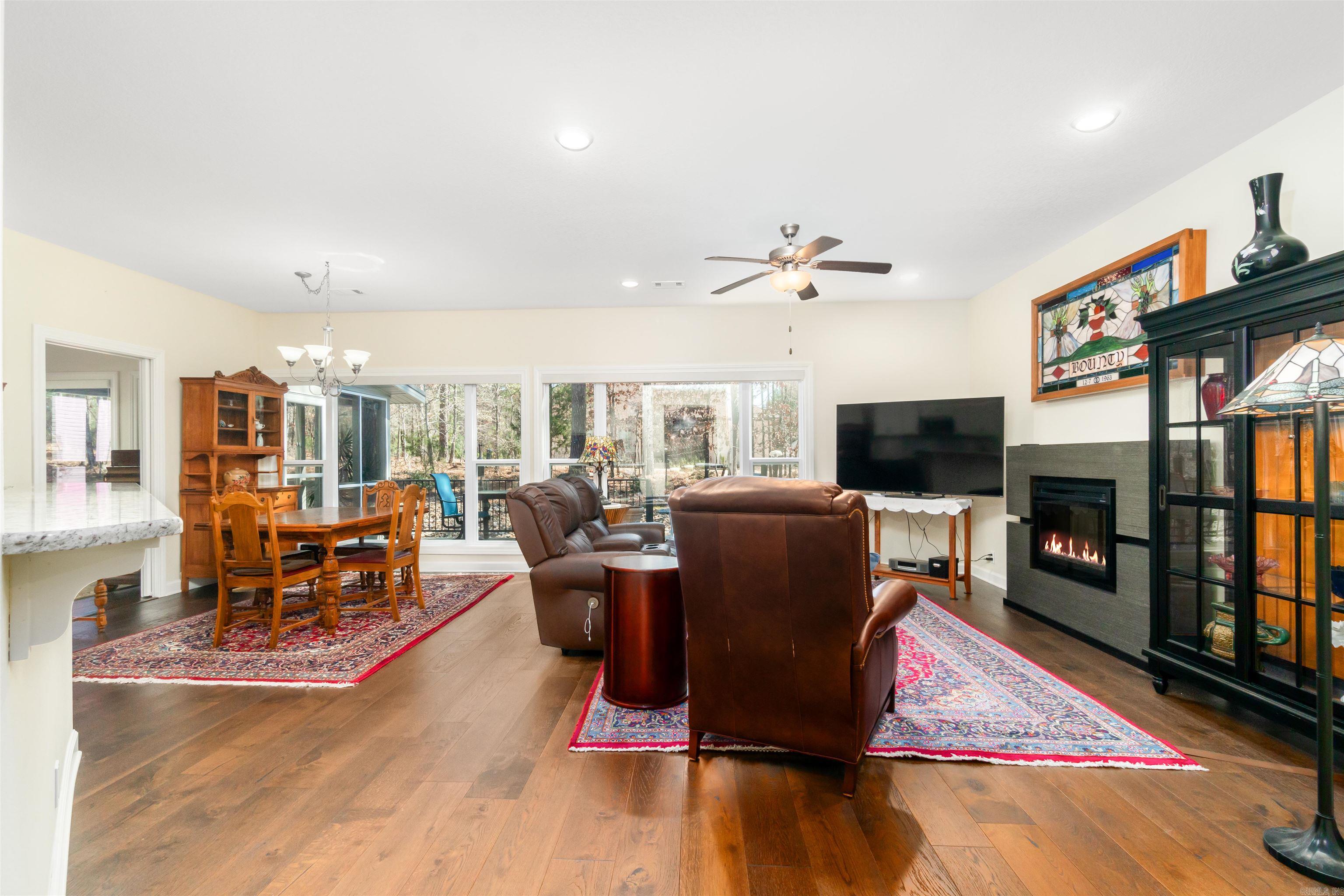 Maderas Gardens Villas - Residential