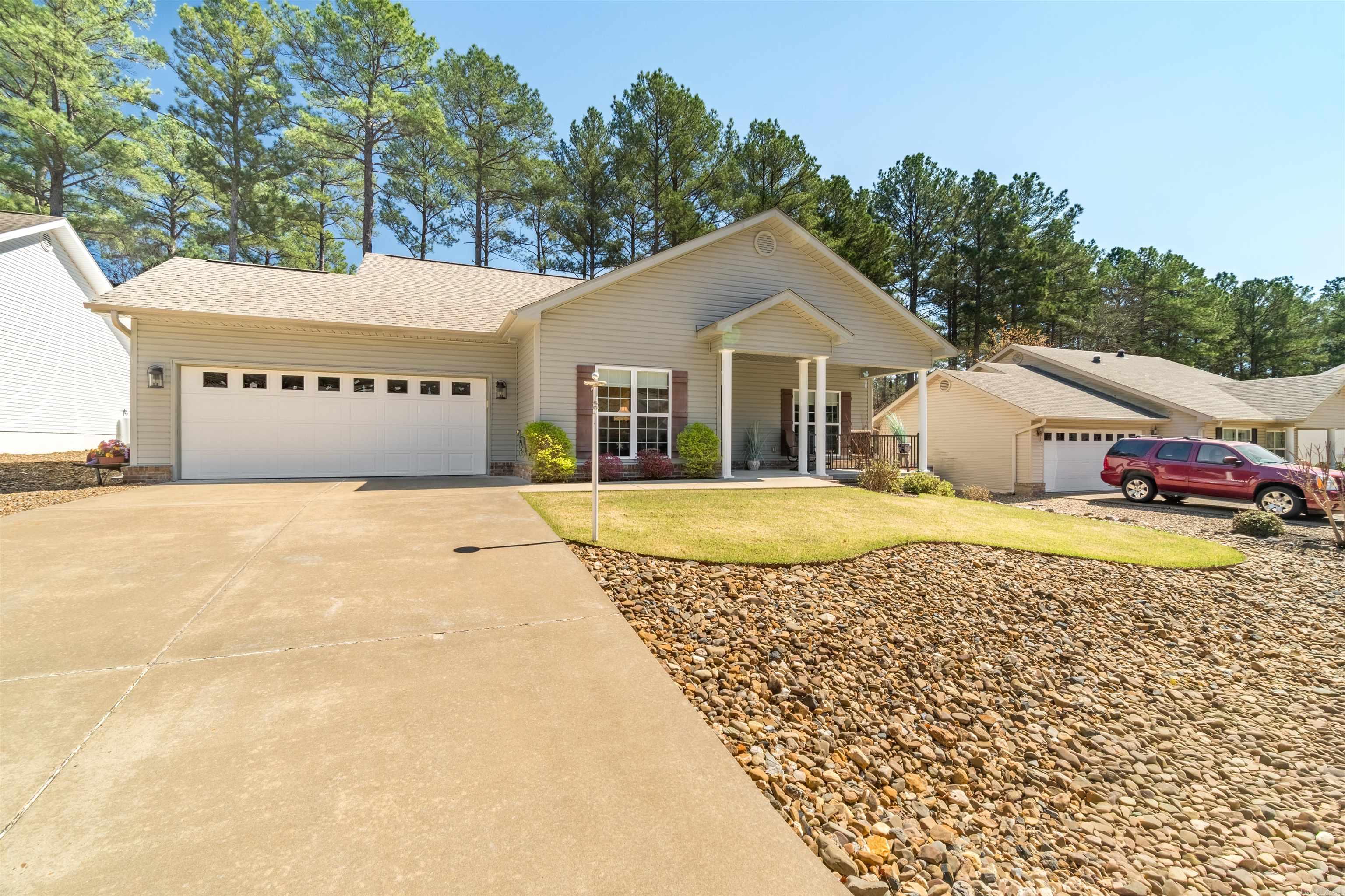 Maderas Gardens Villas - Residential