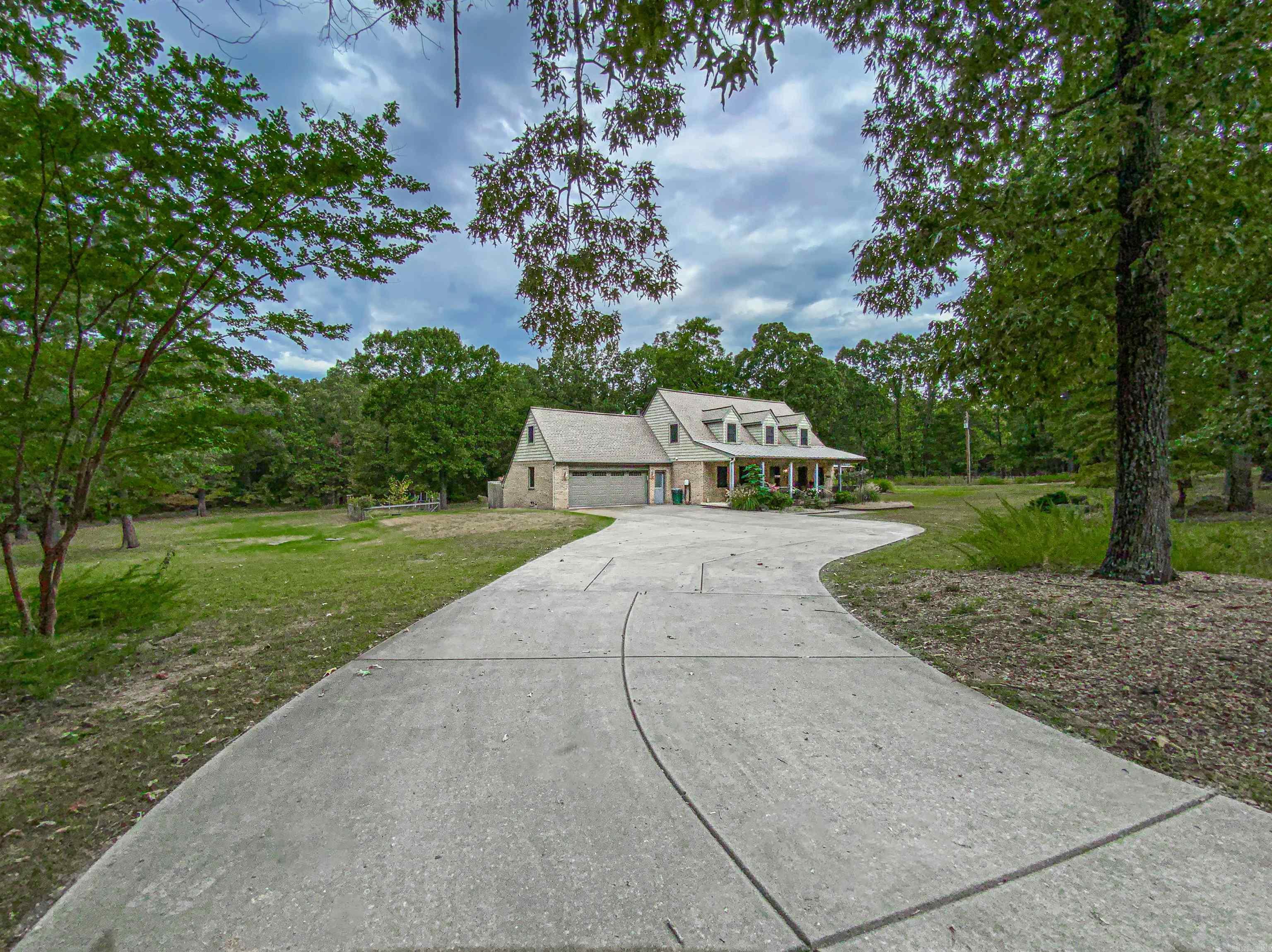 PLAINVIEW ACRES - Residential