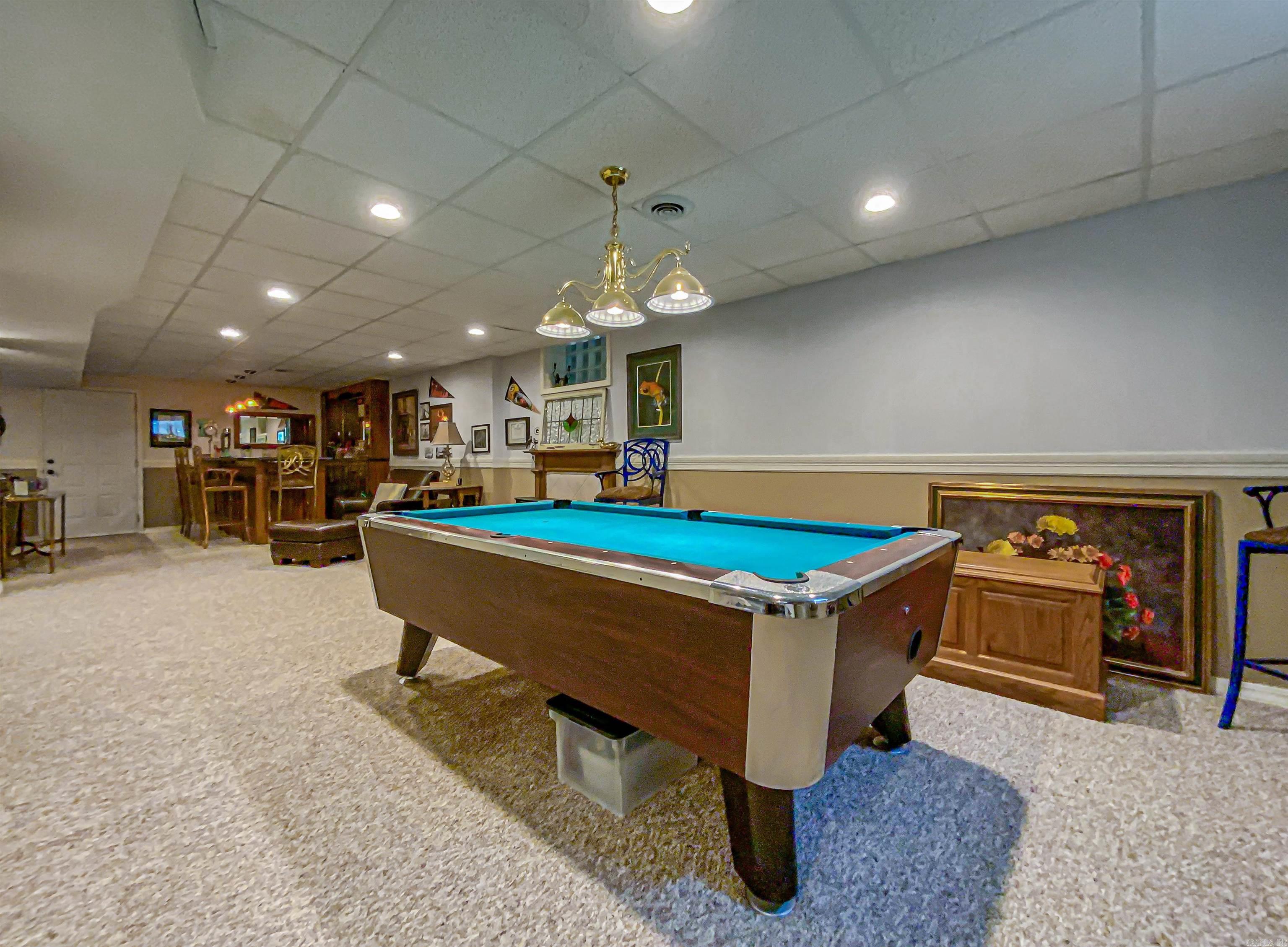 PLAINVIEW ACRES - Residential