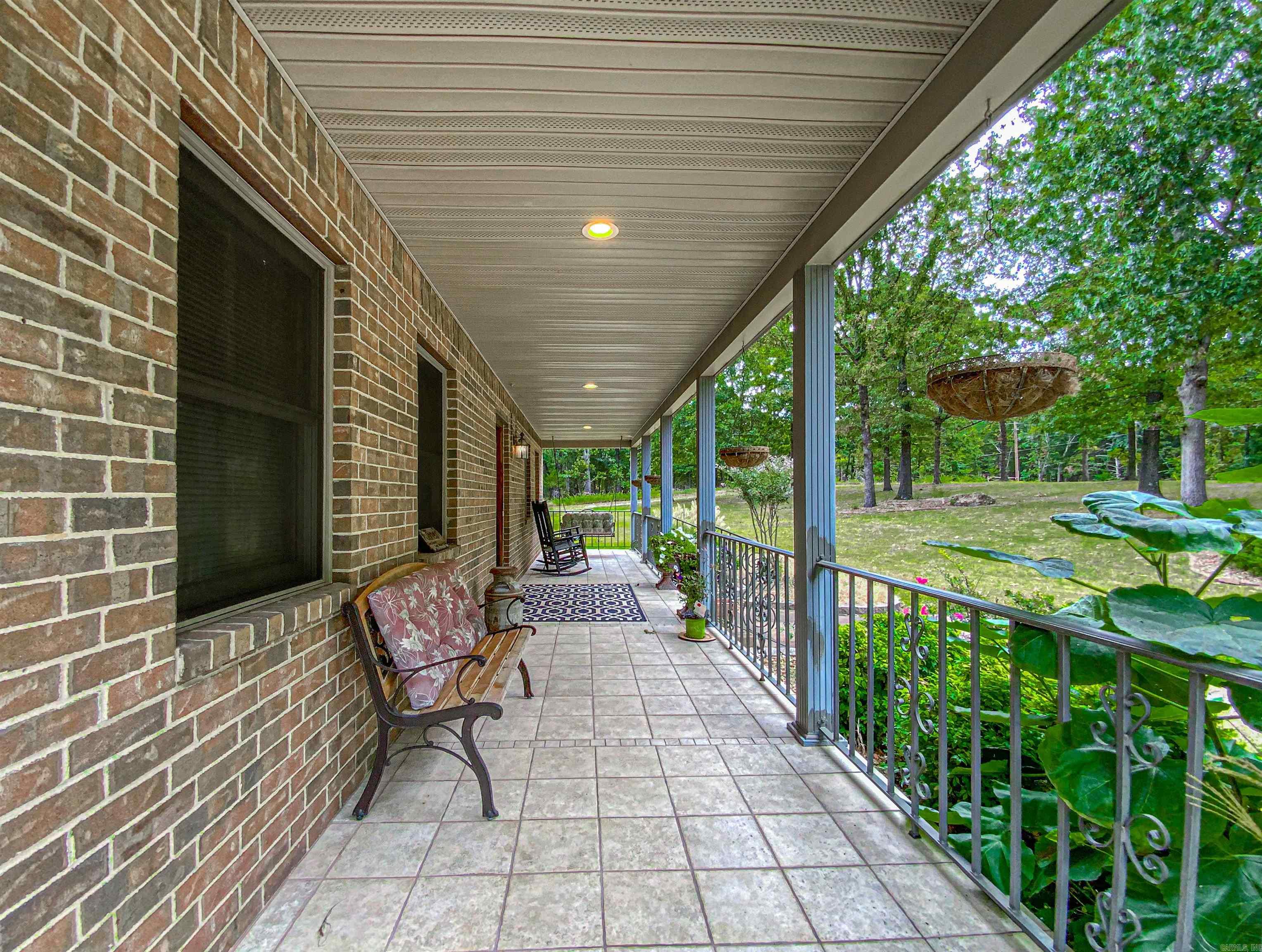 PLAINVIEW ACRES - Residential