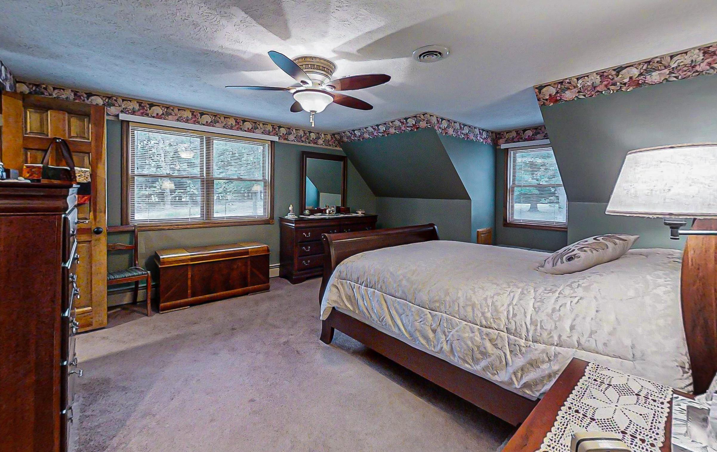 PLAINVIEW ACRES - Residential