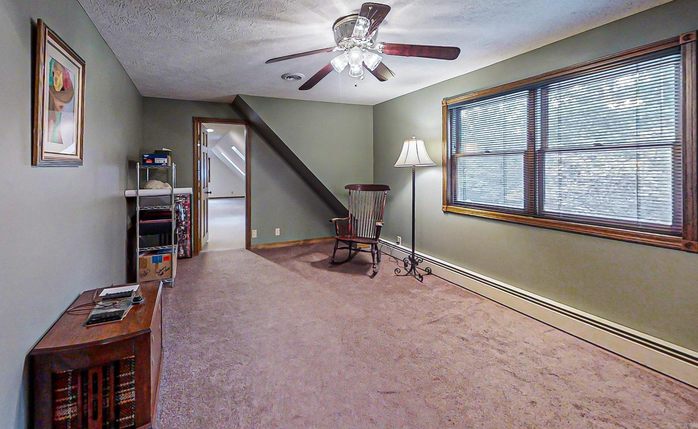 PLAINVIEW ACRES - Residential