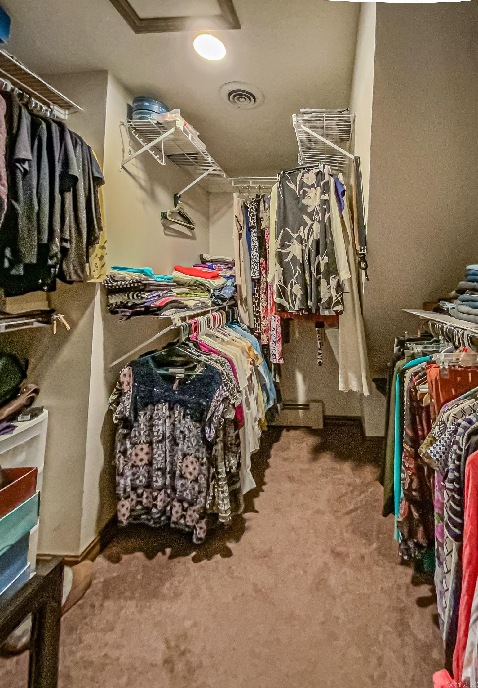 PLAINVIEW ACRES - Residential