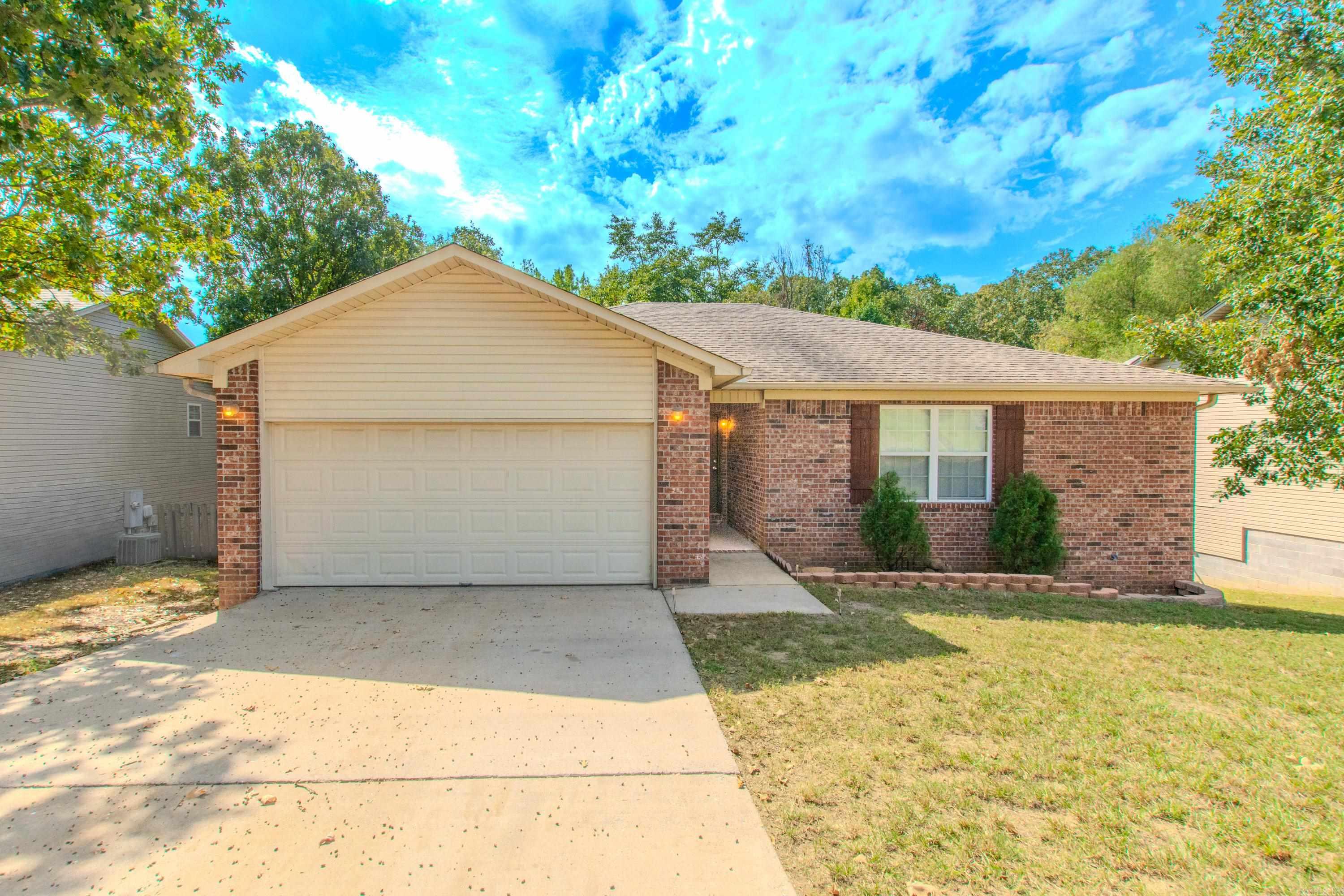 SANDALWOOD - Residential