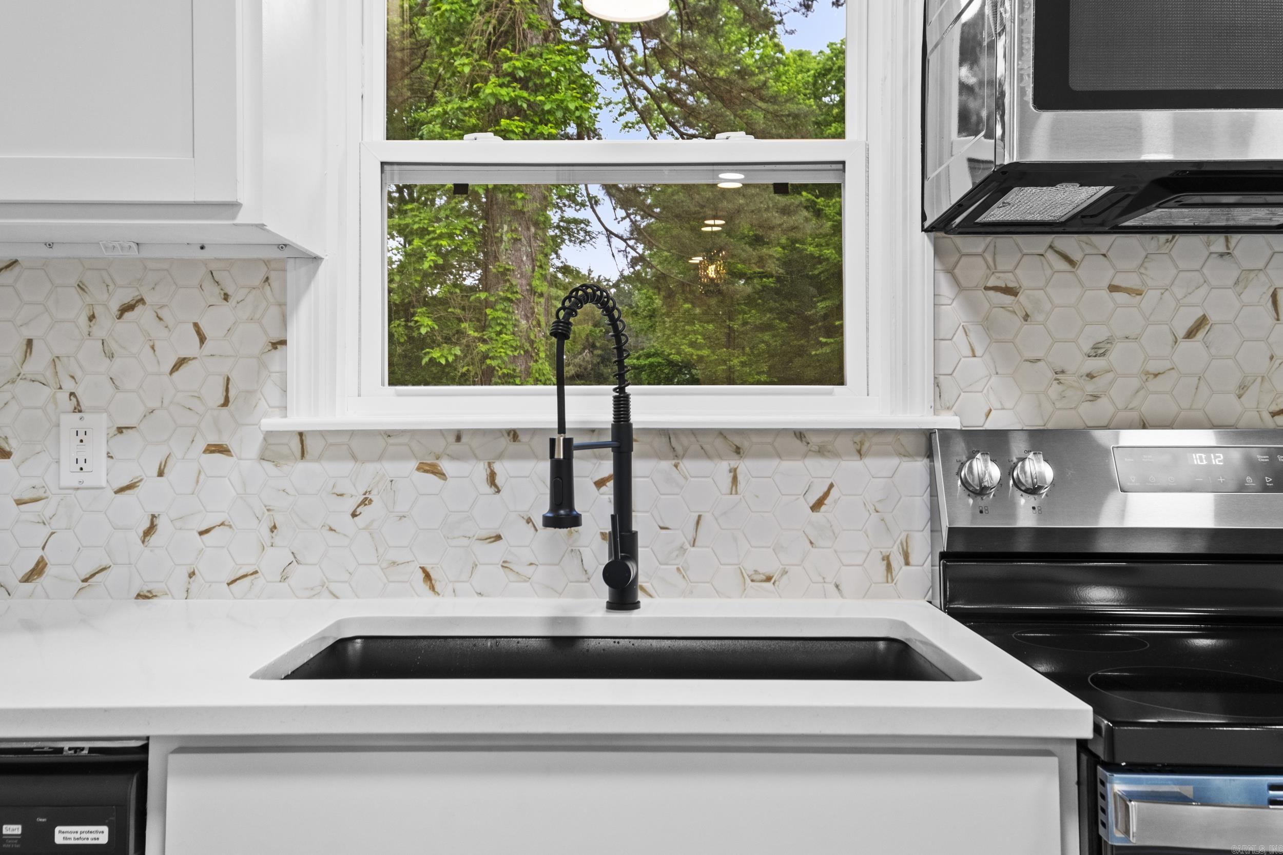 ROLLING MEADOWS - Residential