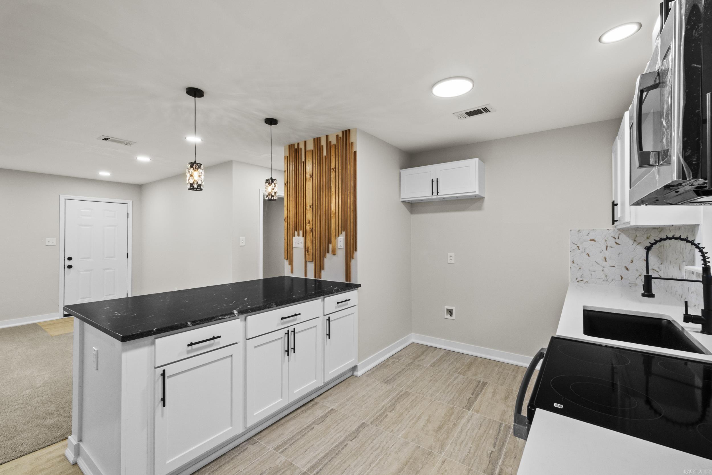 ROLLING MEADOWS - Residential