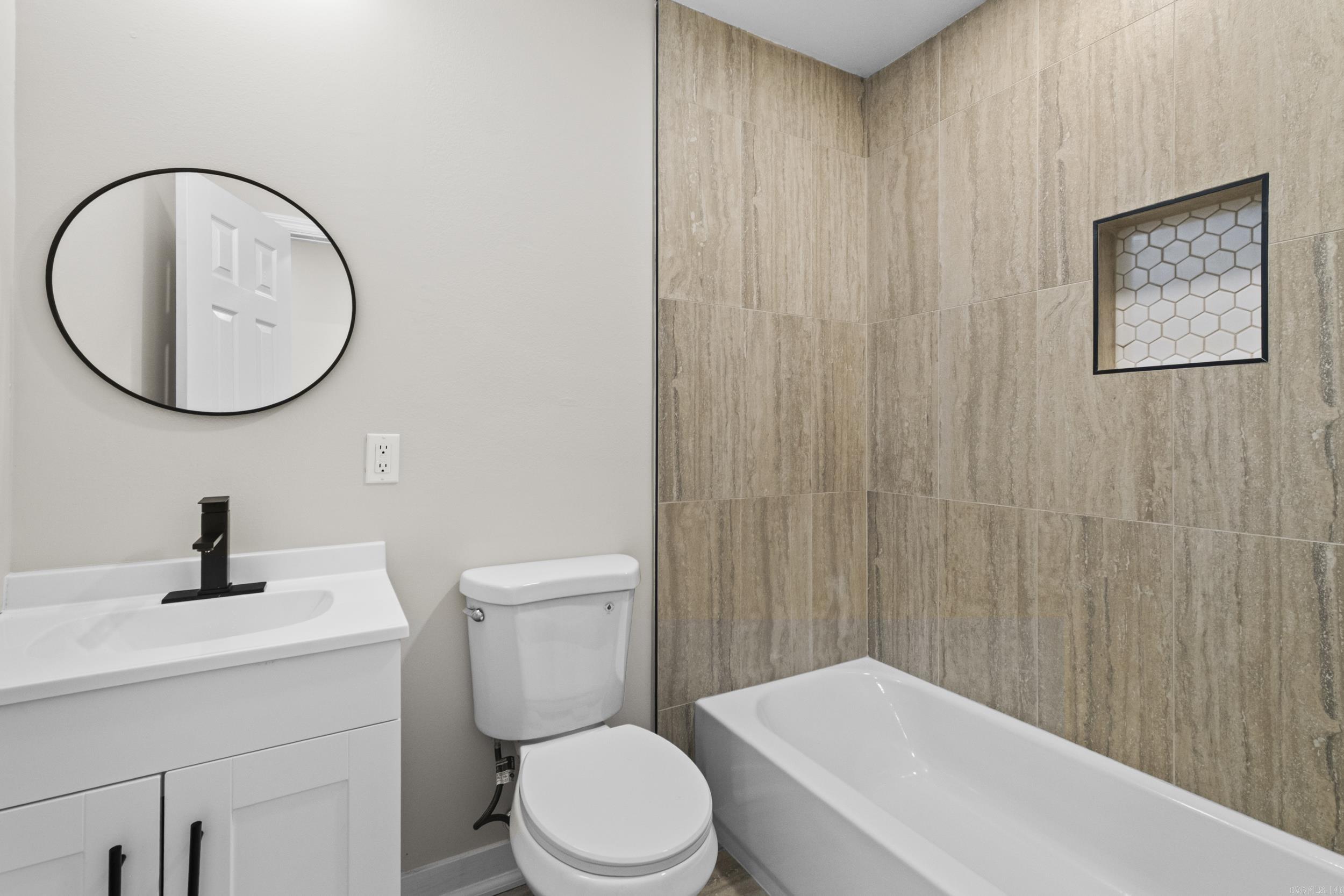 ROLLING MEADOWS - Residential