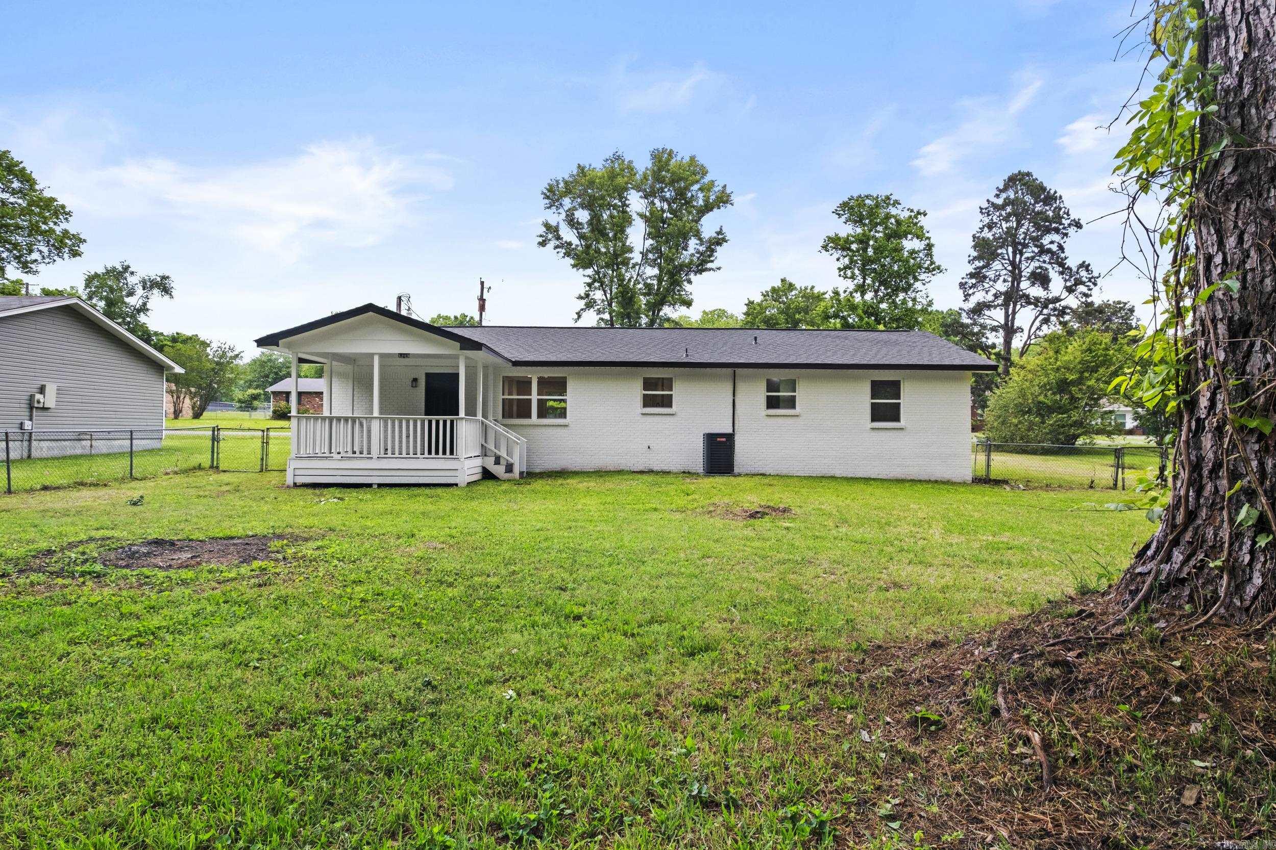 ROLLING MEADOWS - Residential