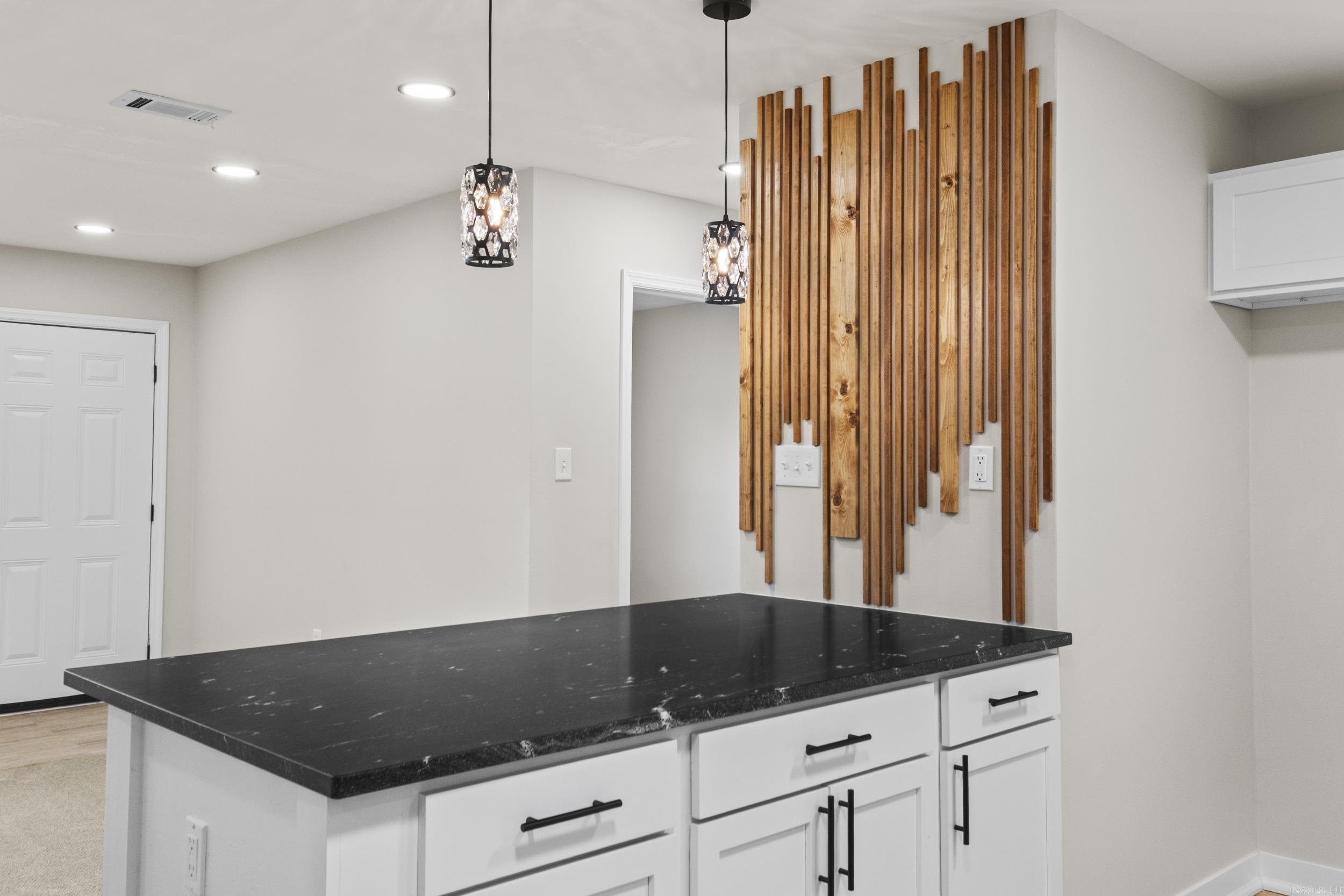 ROLLING MEADOWS - Residential