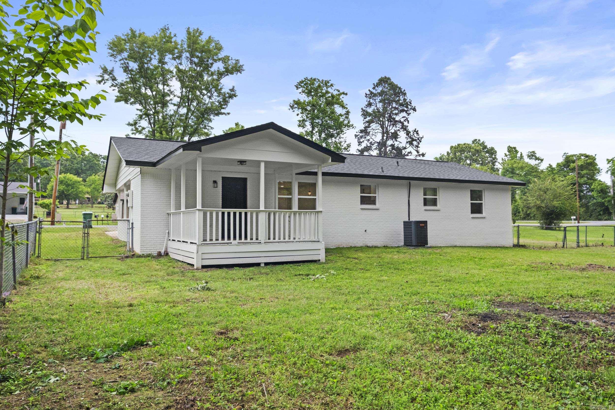 ROLLING MEADOWS - Residential