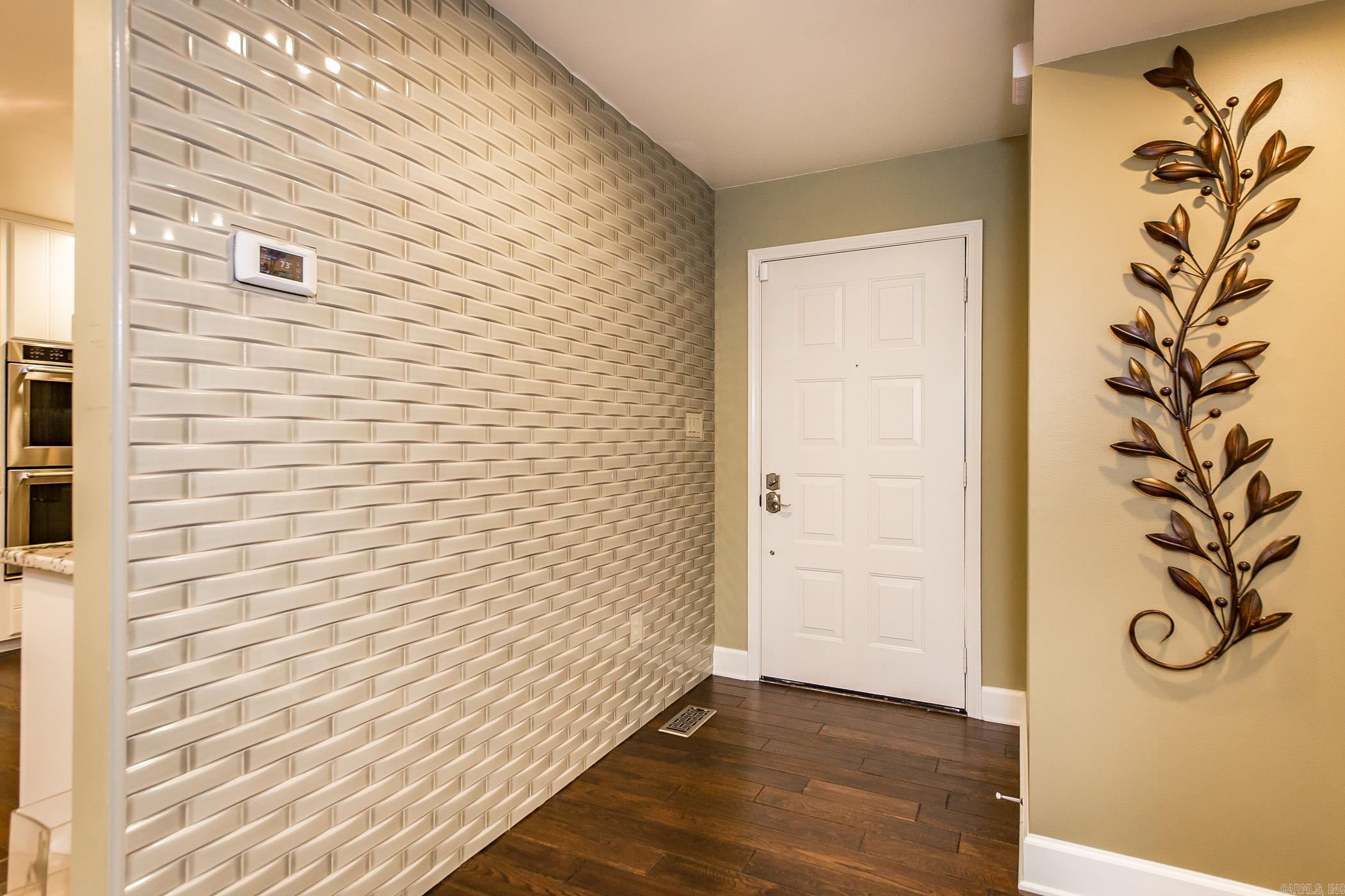 Country Club Ridge Town - Residential