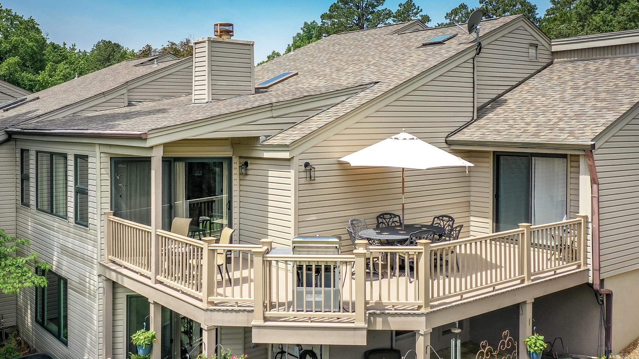 Country Club Ridge Town - Residential