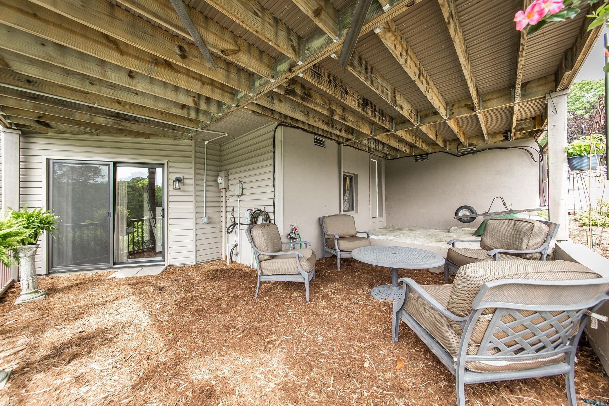 Country Club Ridge Town - Residential