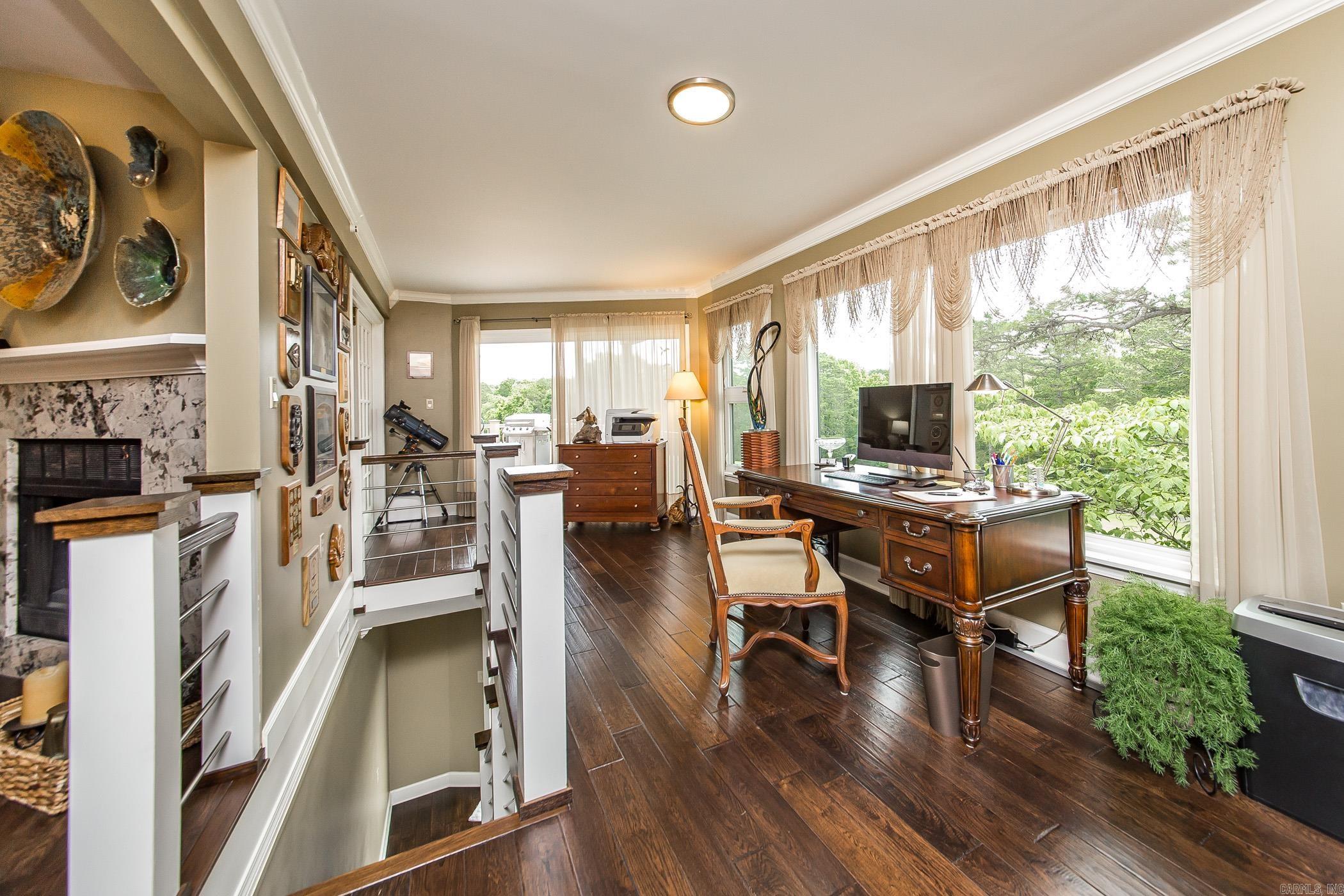 Country Club Ridge Town - Residential