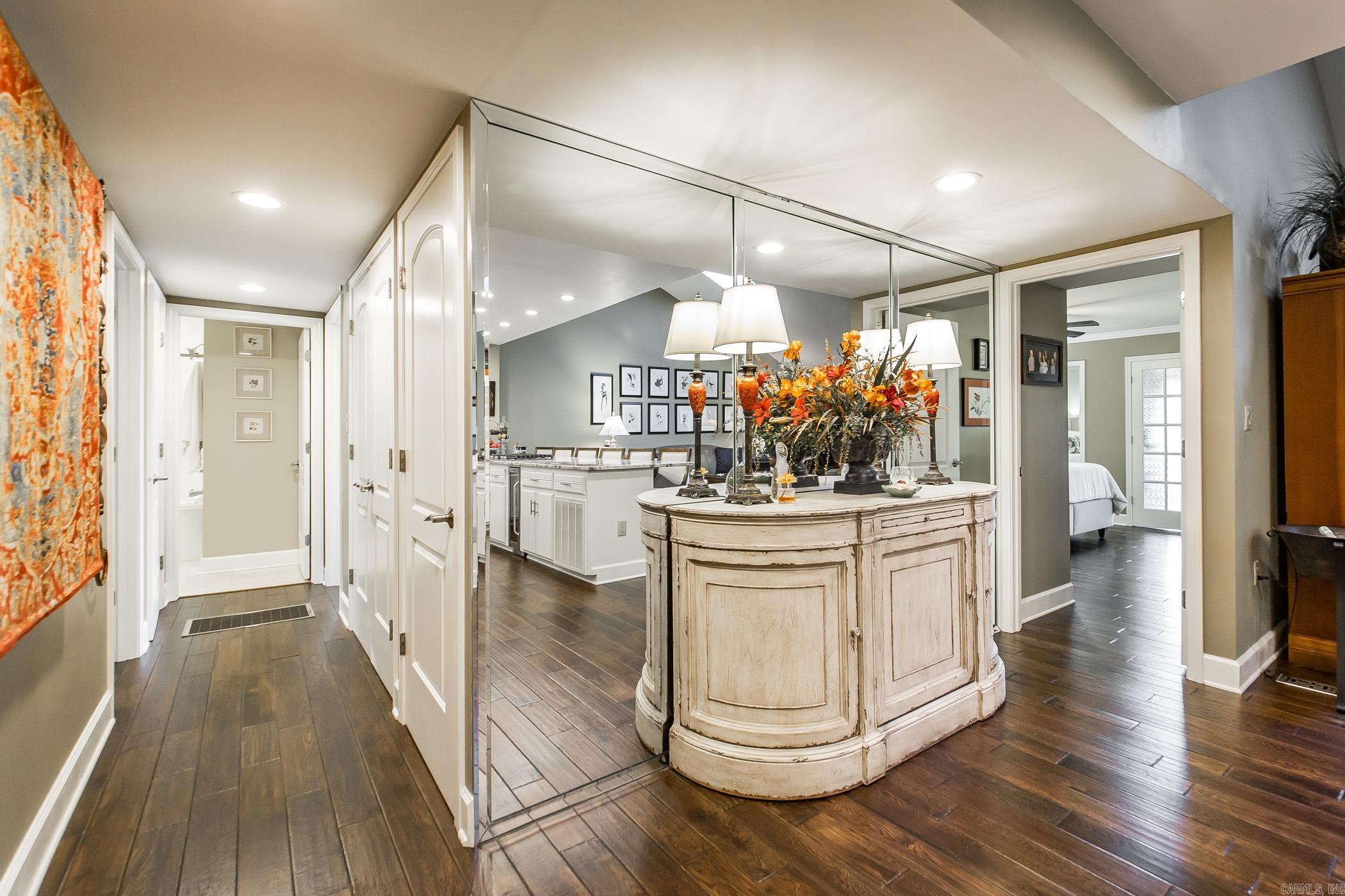 Country Club Ridge Town - Residential