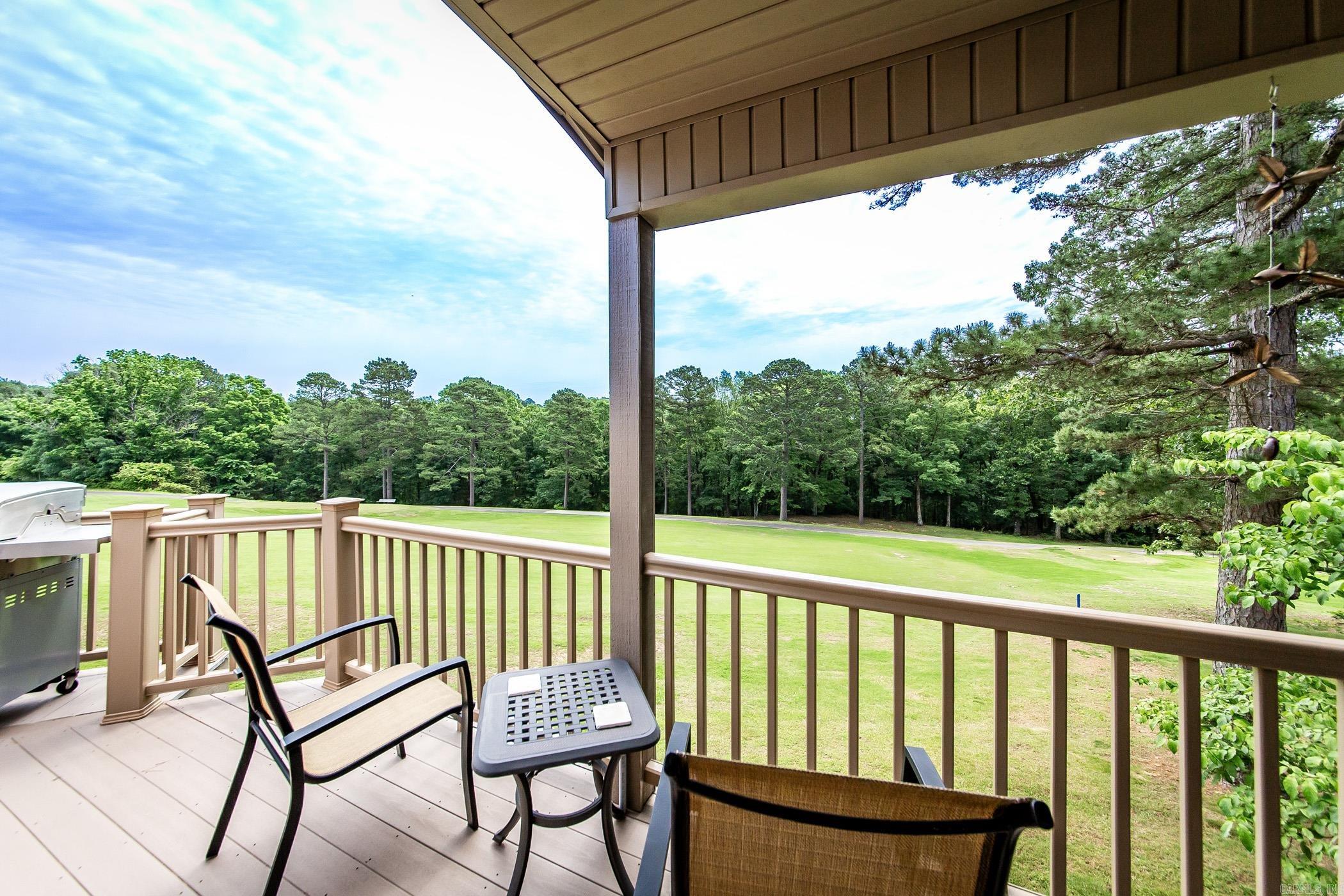 Country Club Ridge Town - Residential