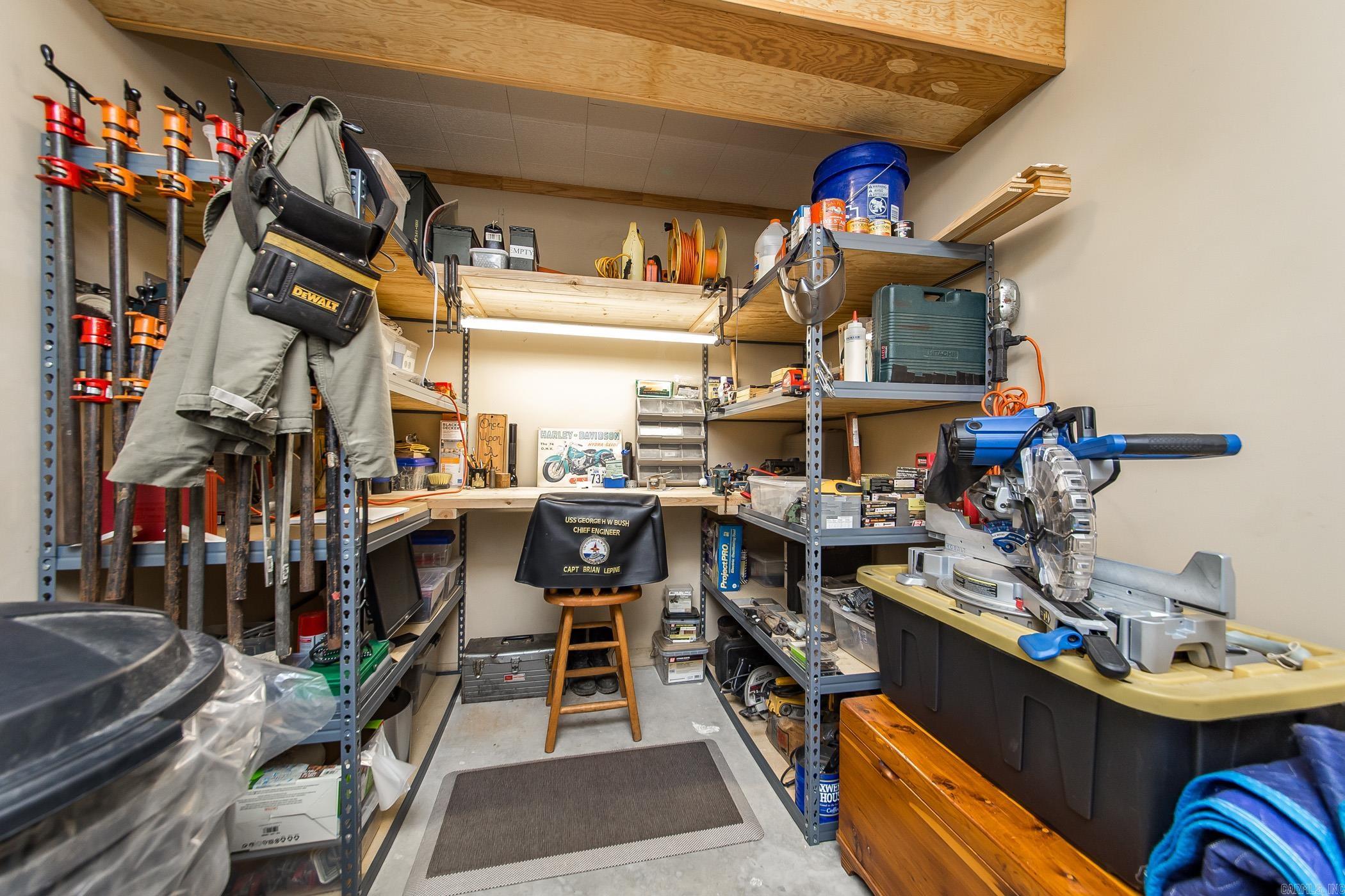 Country Club Ridge Town - Residential