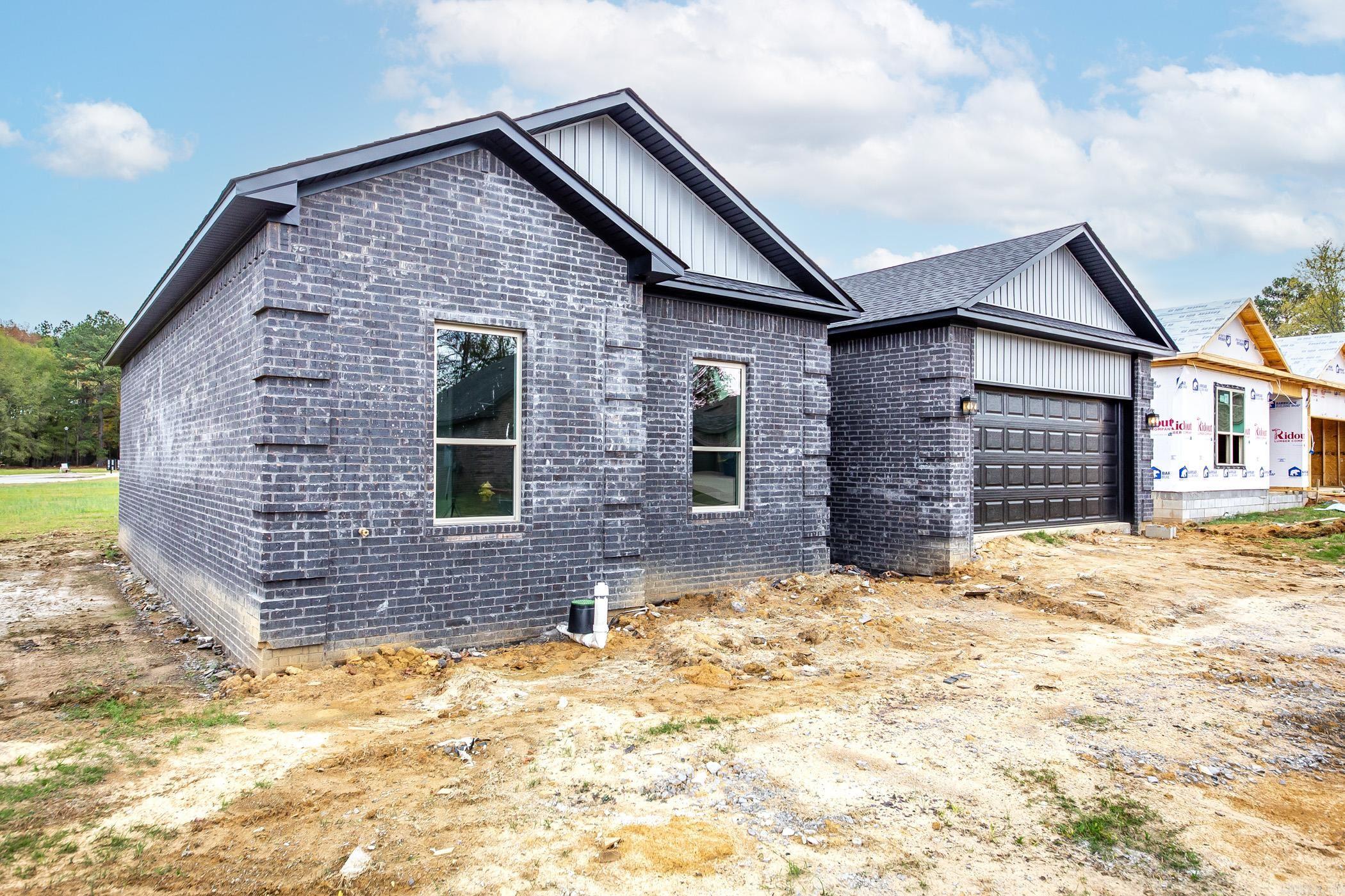 Villa Vista - Residential