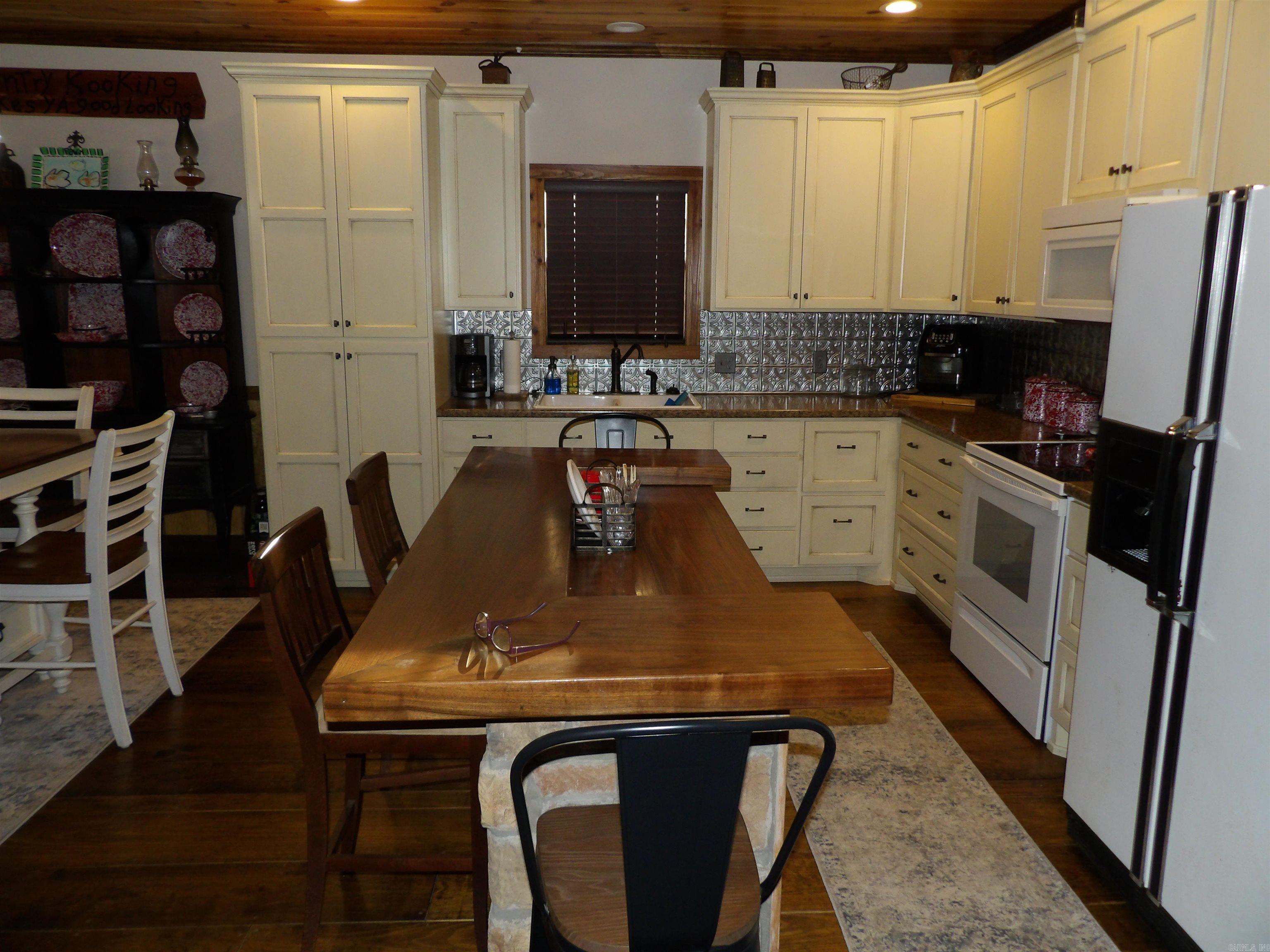 Godfrey Landing - Residential