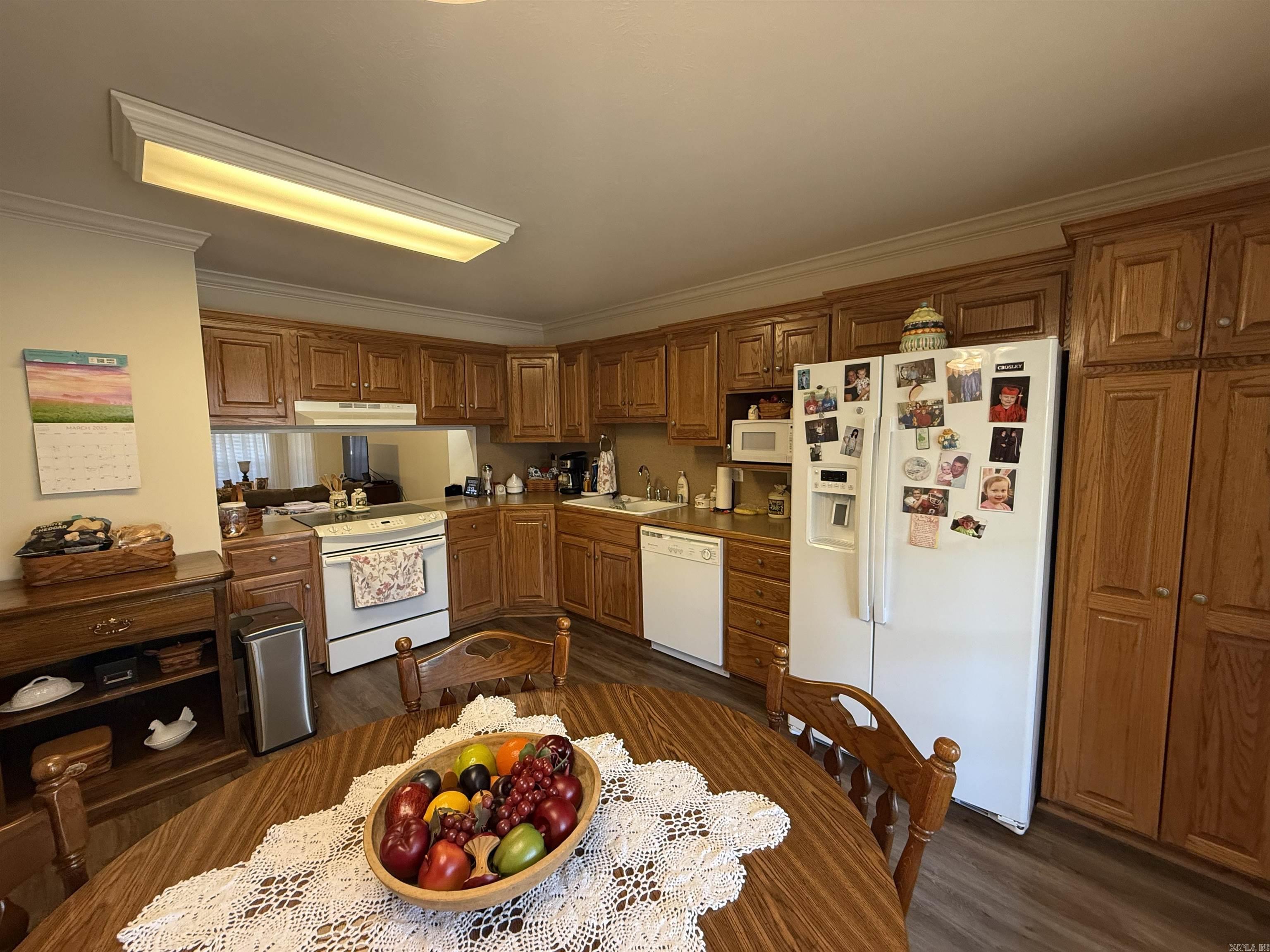 VILLAS AT SOUTHRIDGE VILLAGE H.P - Residential