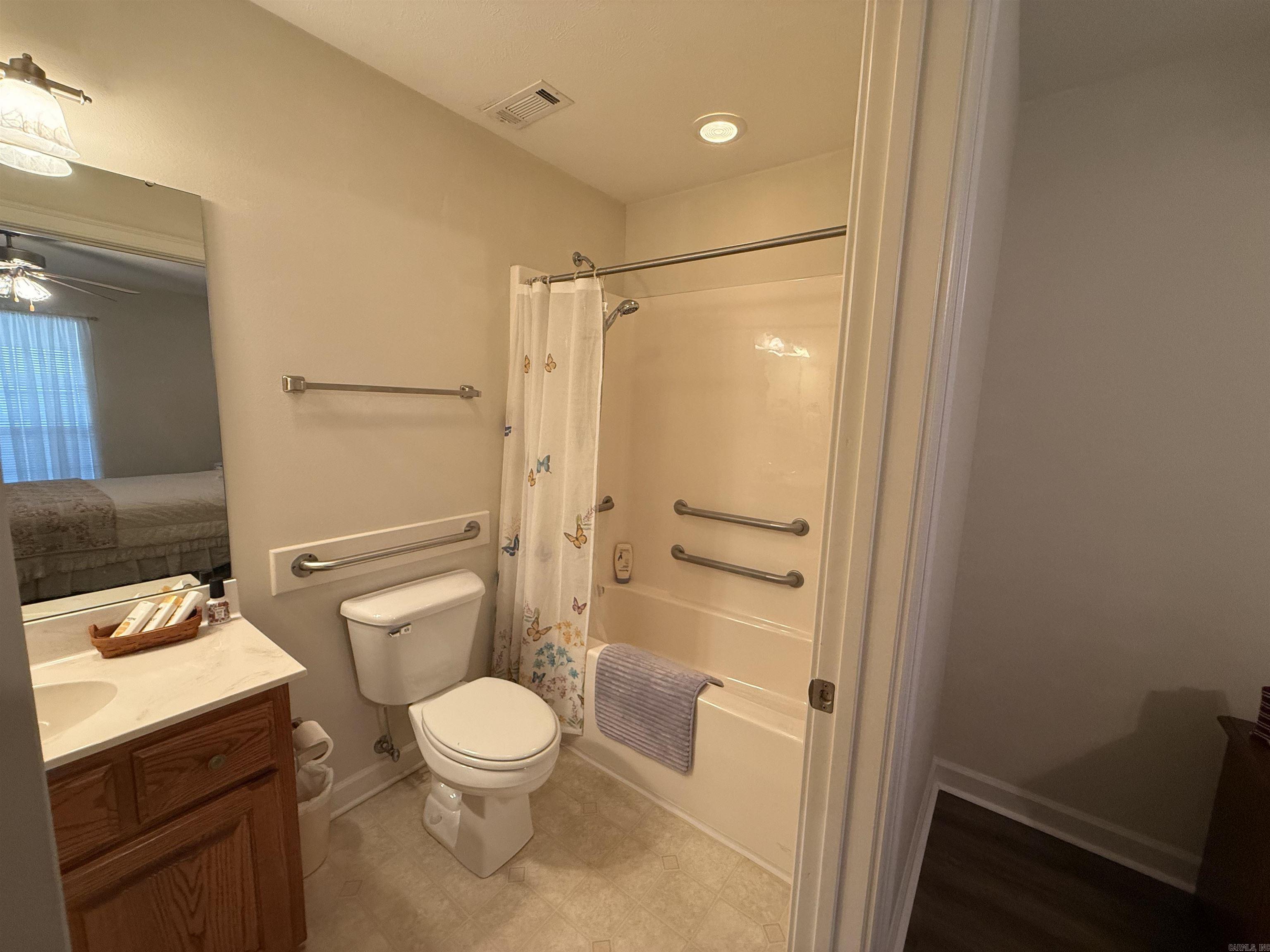 VILLAS AT SOUTHRIDGE VILLAGE H.P - Residential