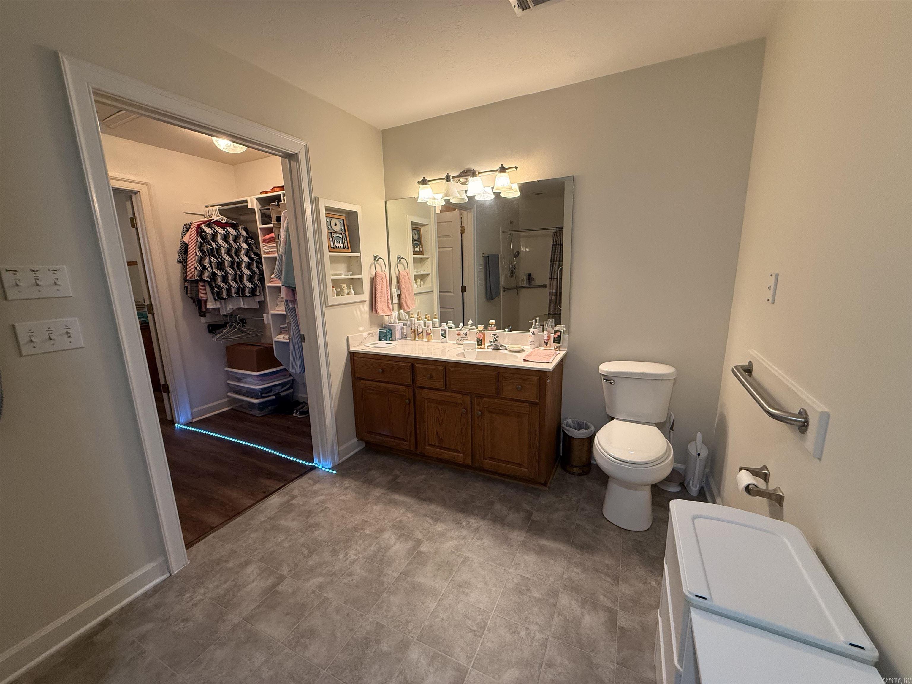 VILLAS AT SOUTHRIDGE VILLAGE H.P - Residential