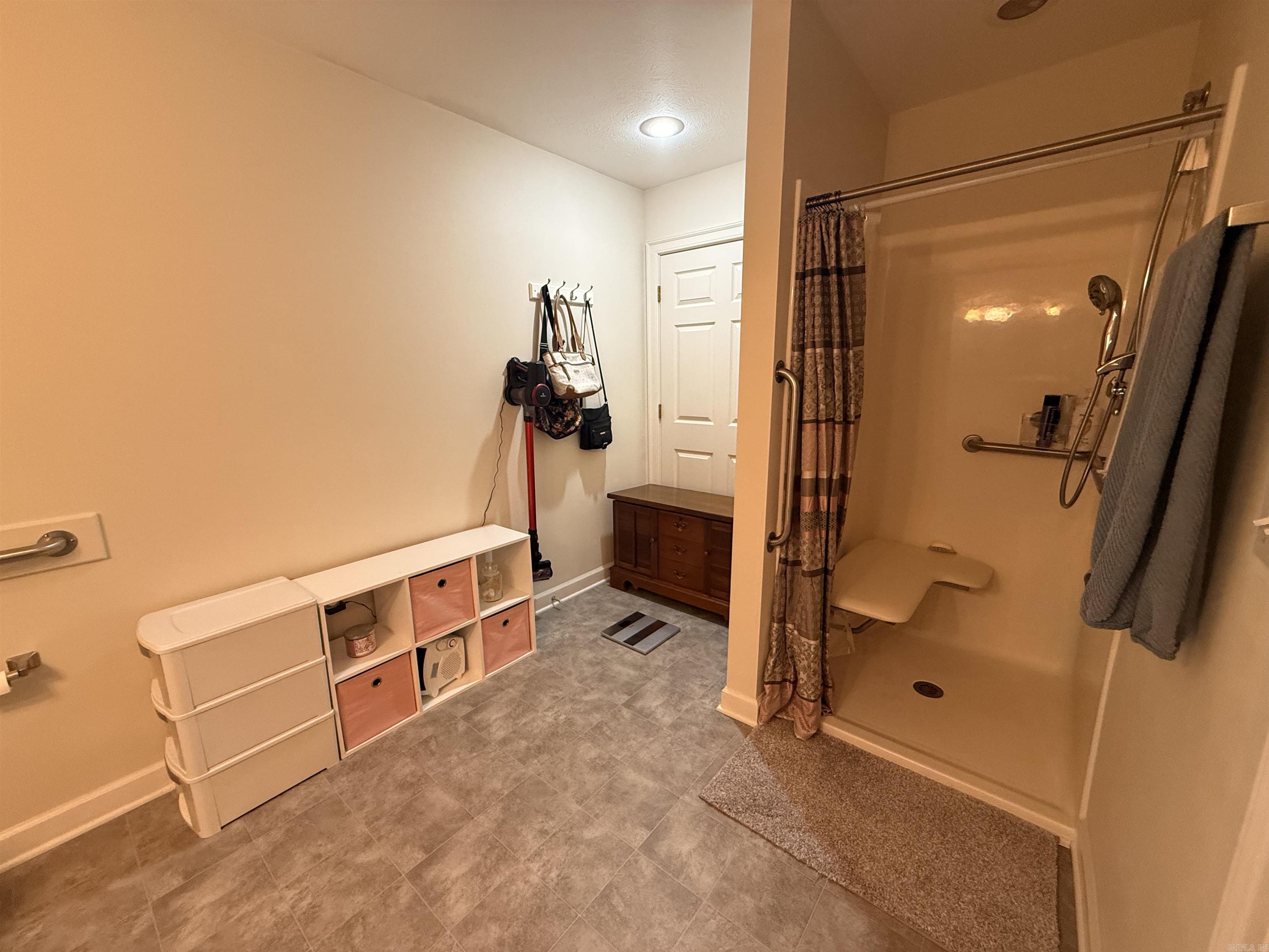VILLAS AT SOUTHRIDGE VILLAGE H.P - Residential