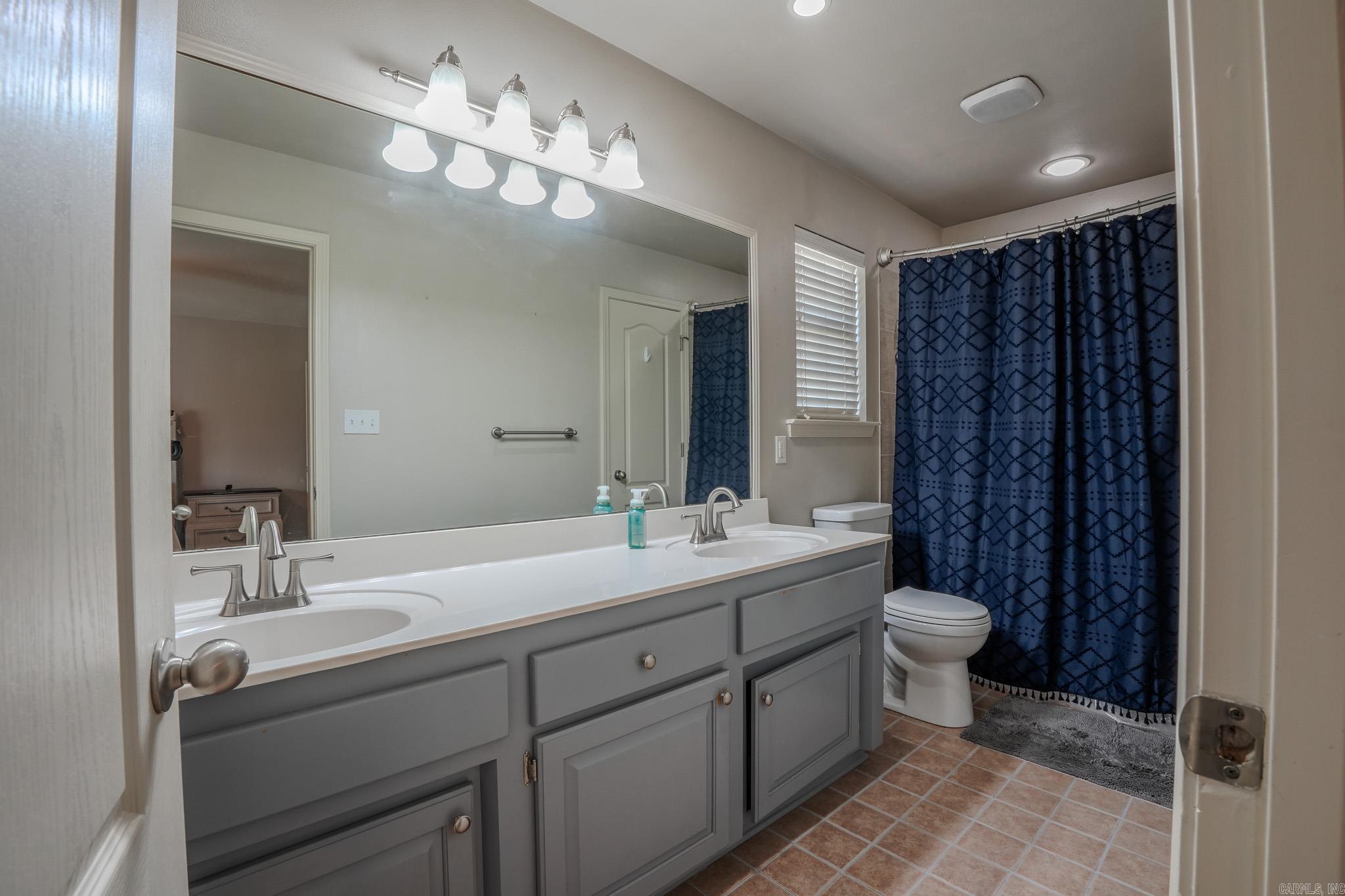 GARDEN OAKS ADDN - Residential