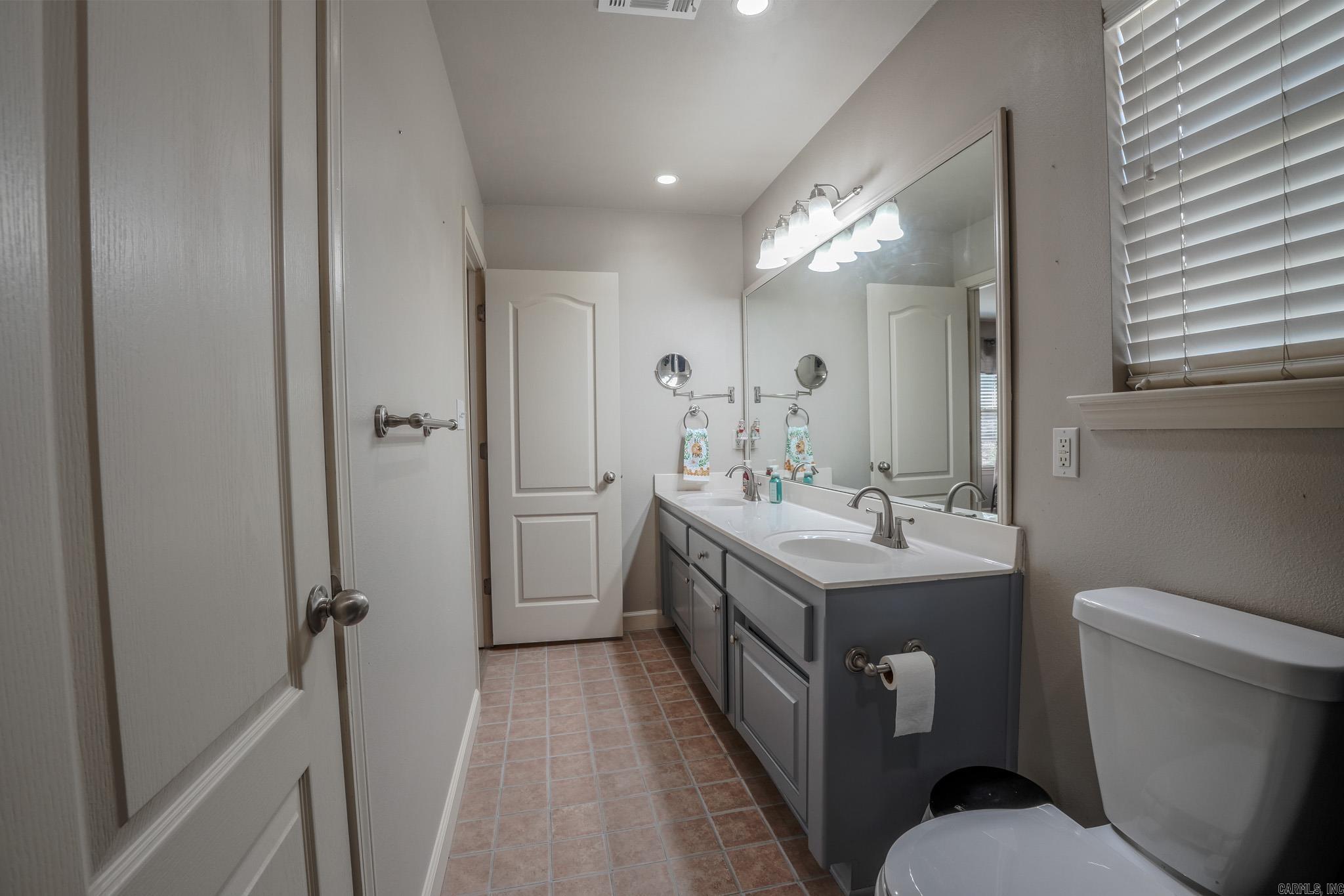 GARDEN OAKS ADDN - Residential