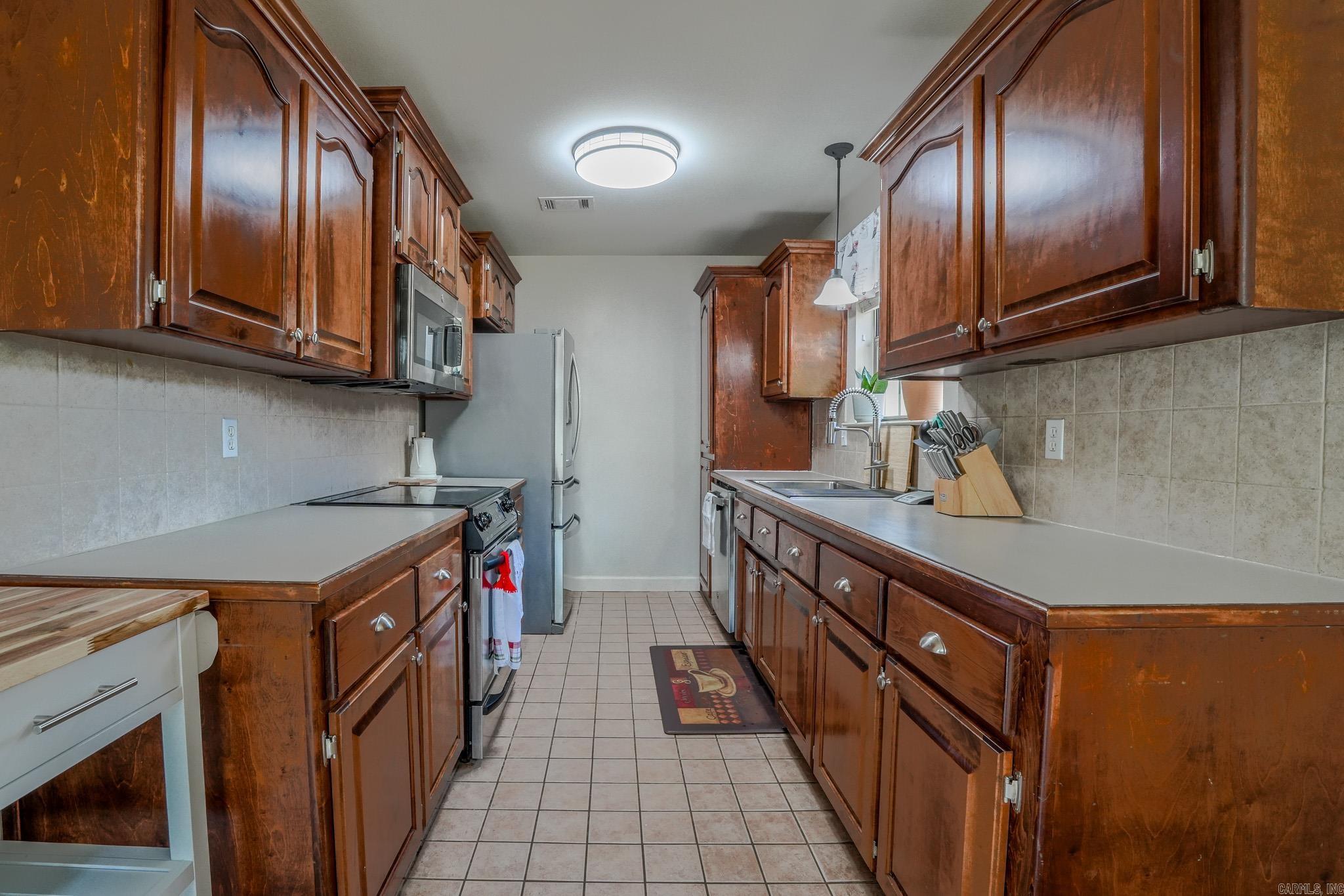 GARDEN OAKS ADDN - Residential